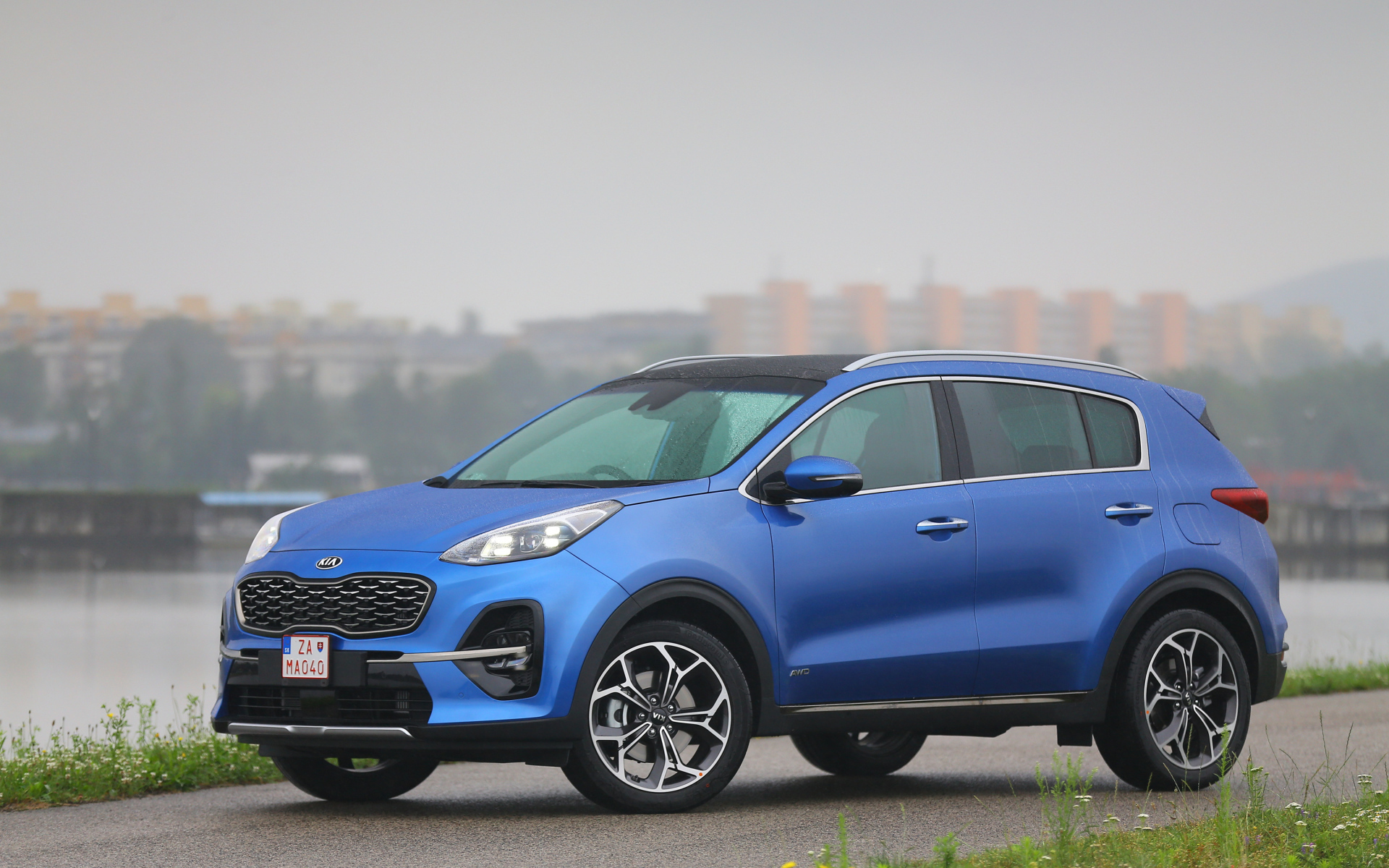 Синий внедорожник KIA Sportage GT Line S 2018 