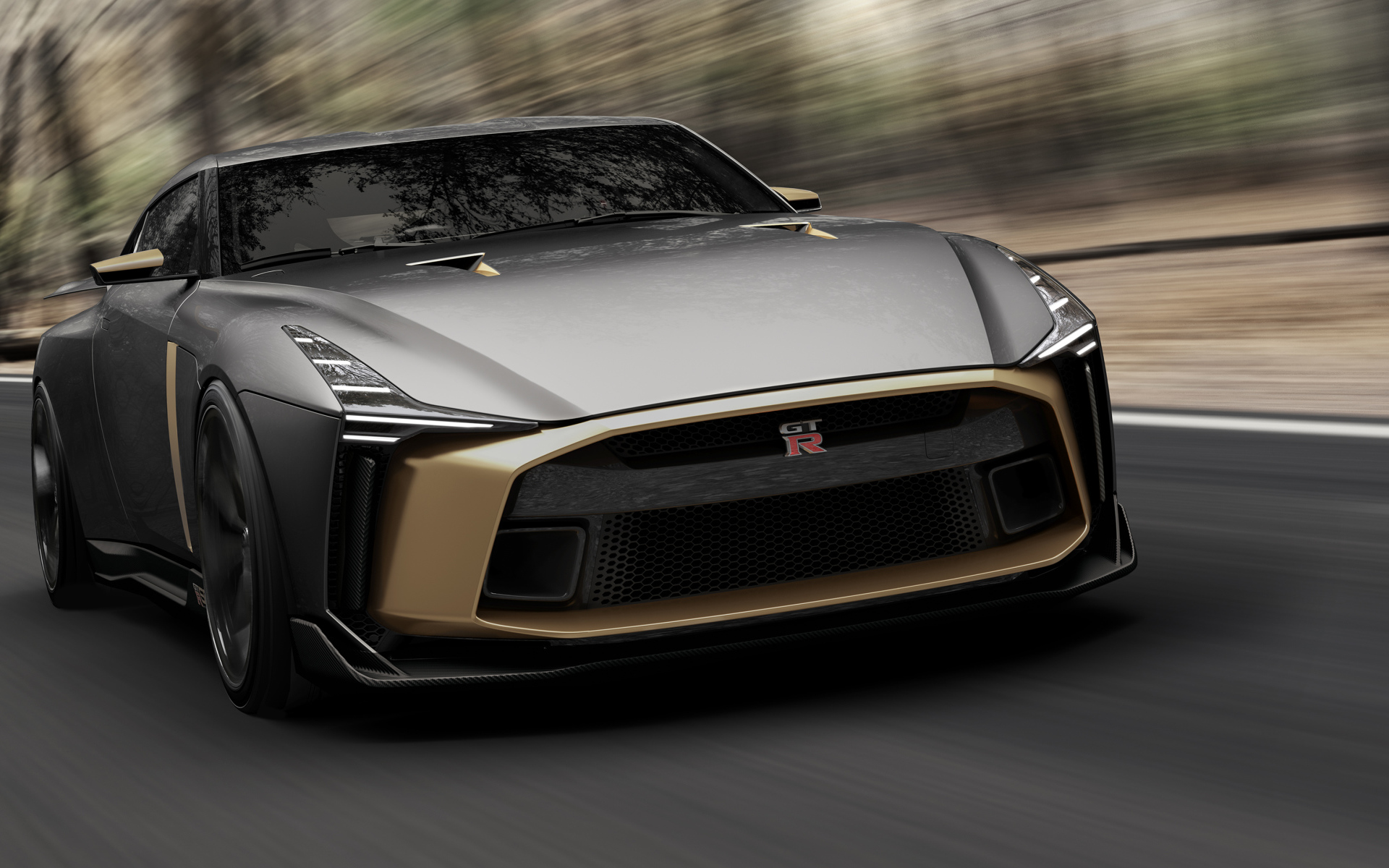 Автомобиль Nissan GT-R50 концепт на трассе