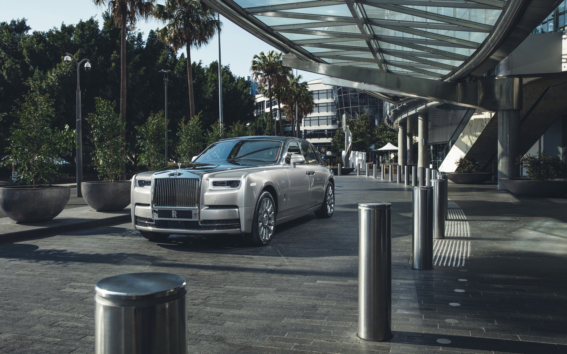 Silver stylish Rolls Royce Phantom 2018