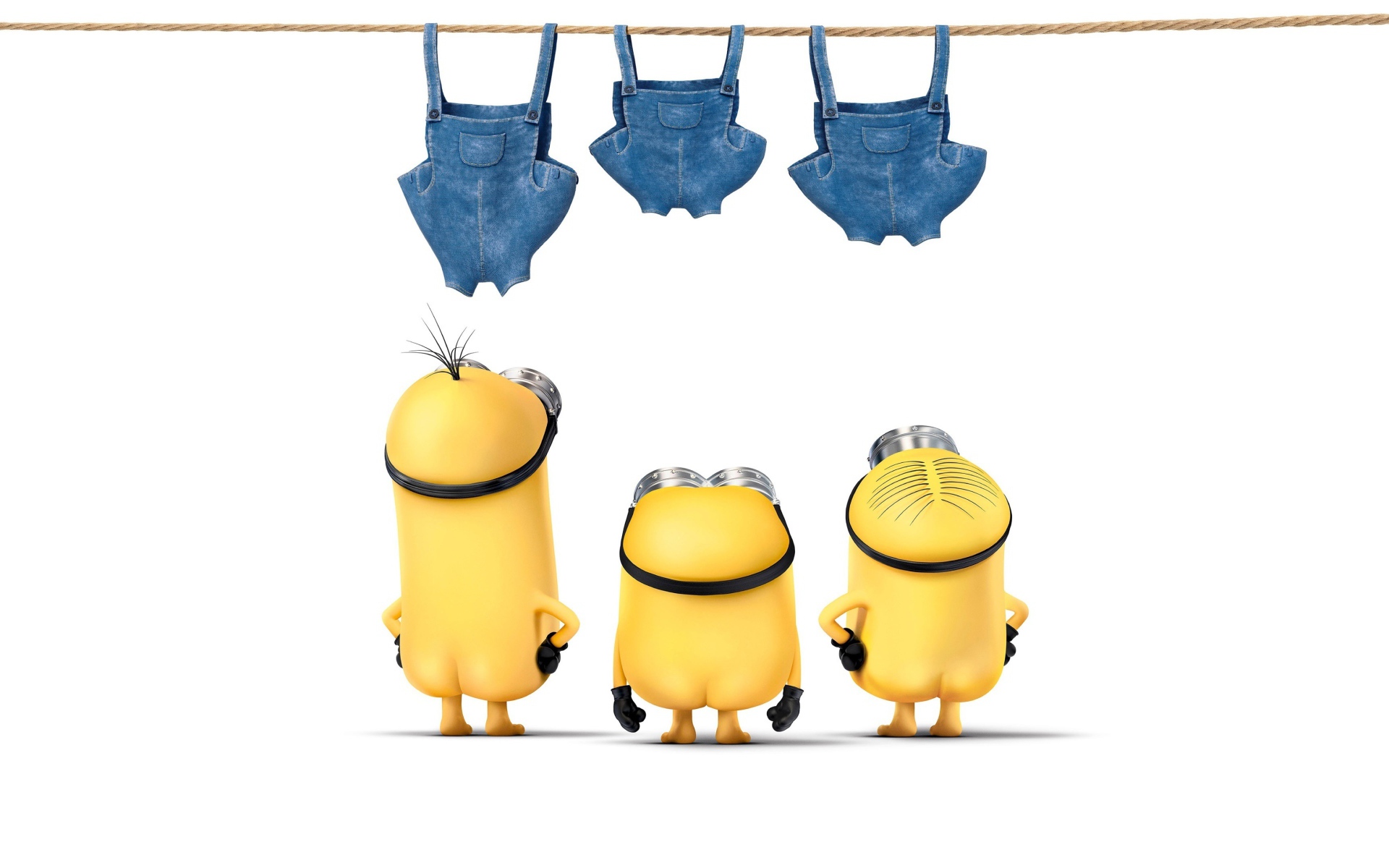 Миньоны сушат комбинезоны на веревке