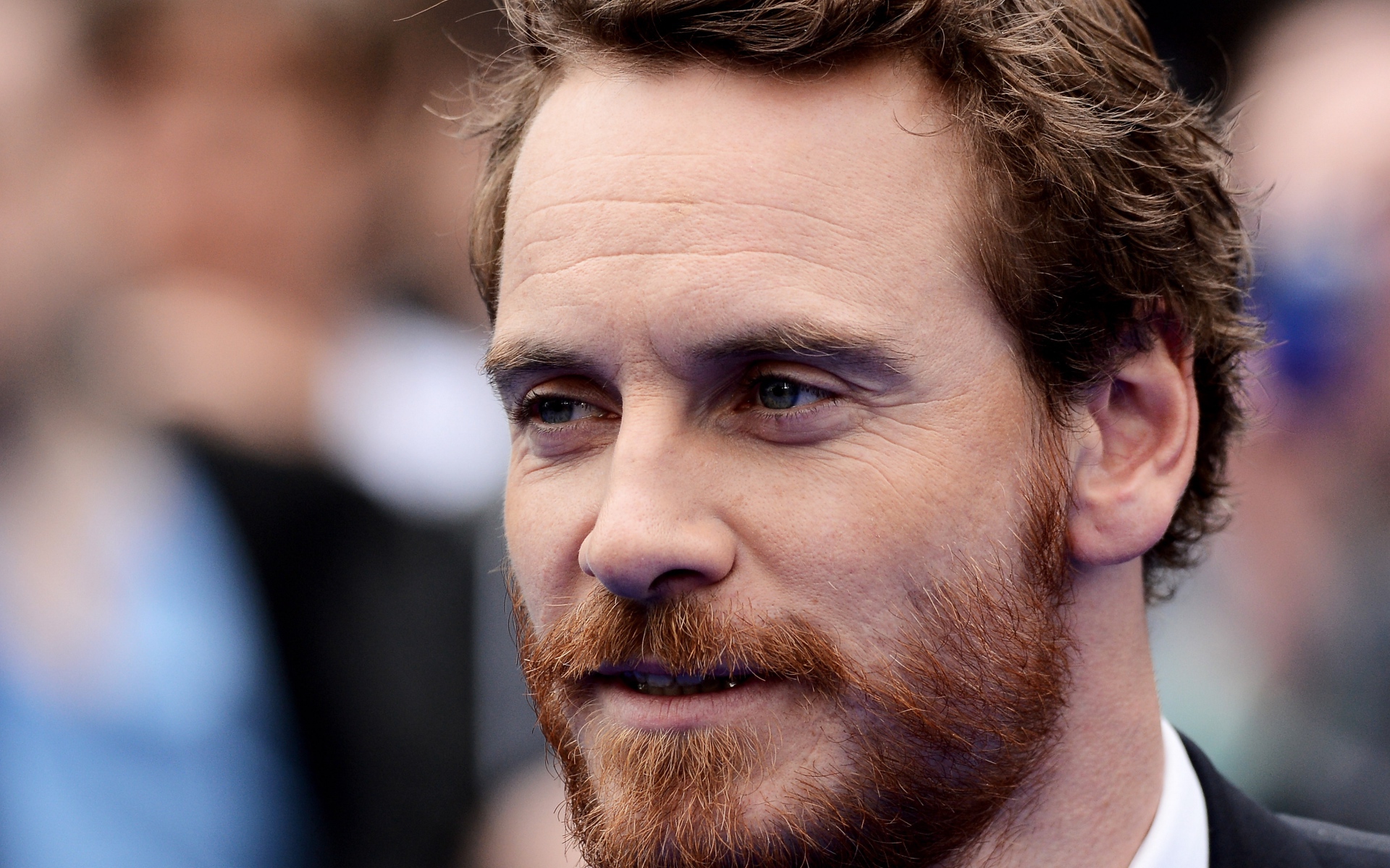 Актер Майкл Фассбендер с бородой