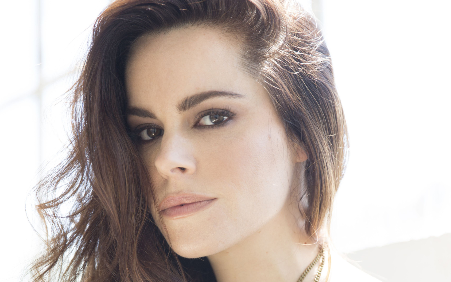 Канадская актриса Эмили Хэмпшир