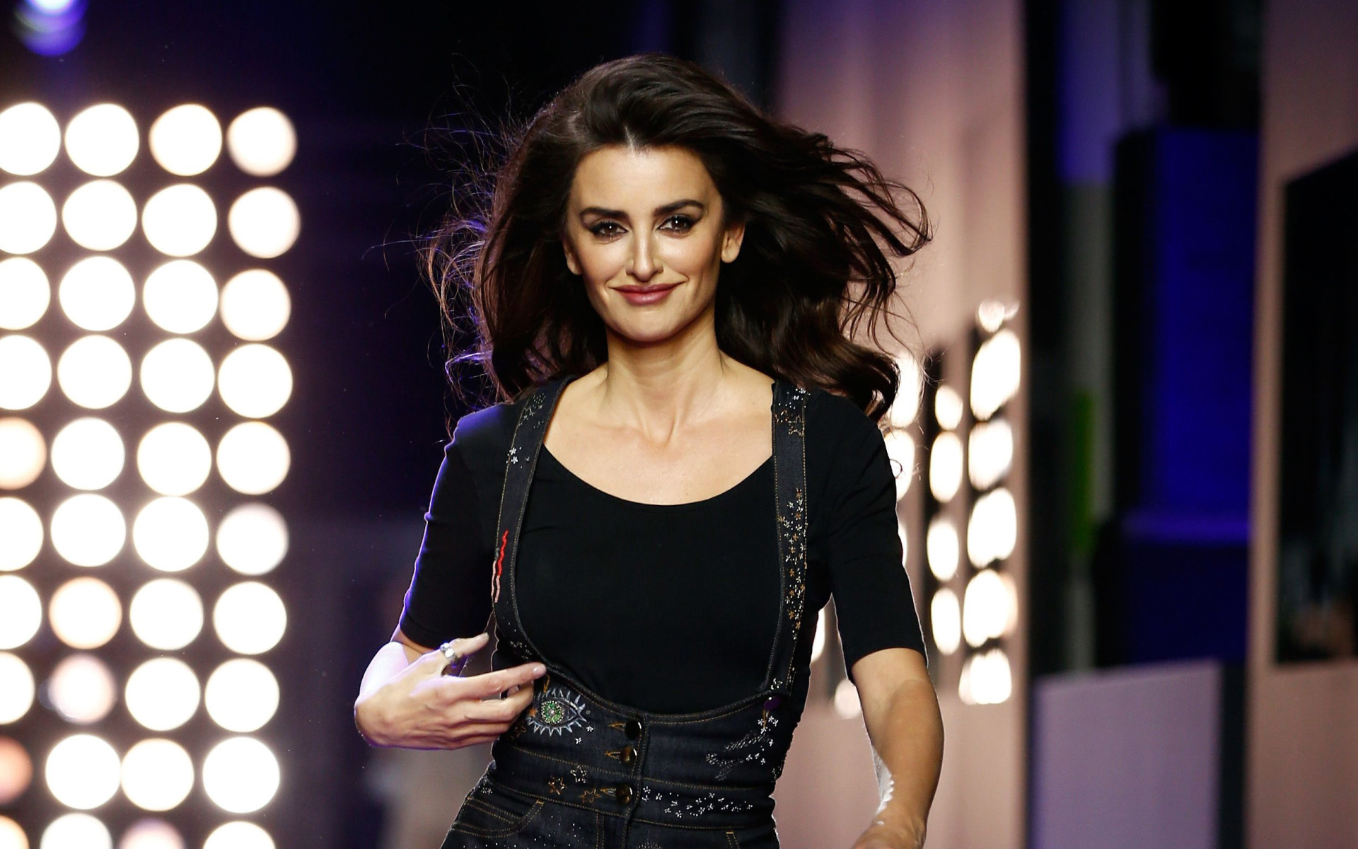 Популярная красивая актриса Пенелопа Крус