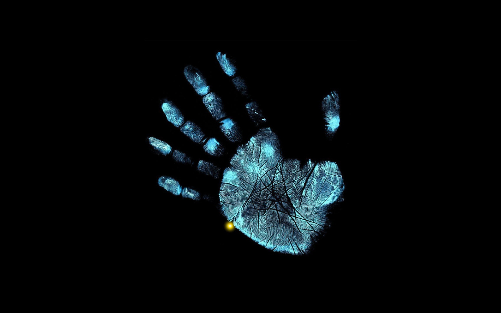 Отпечаток руки на черном фоне