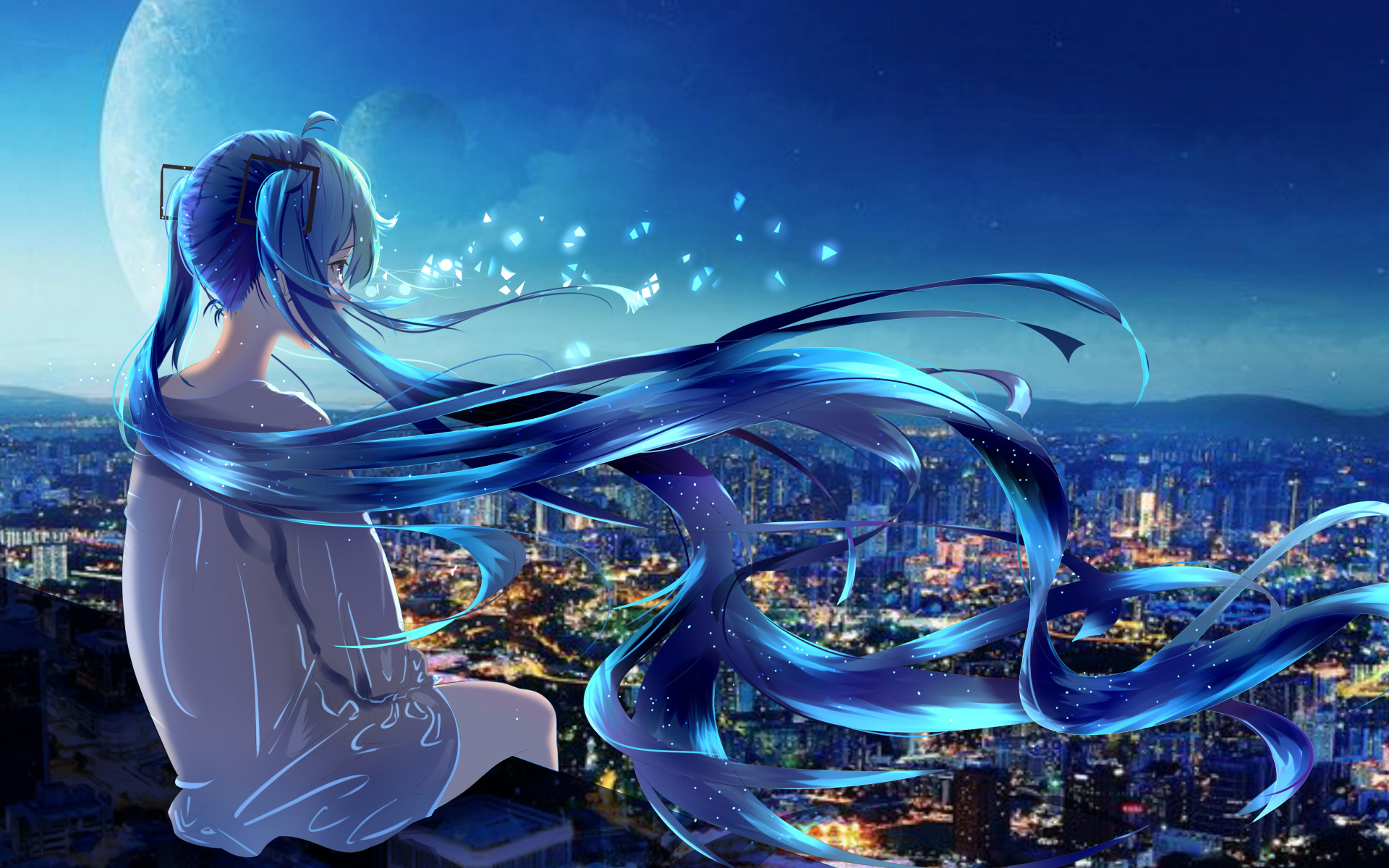 Девушка аниме с длинными голубыми волосами сидит на крыше