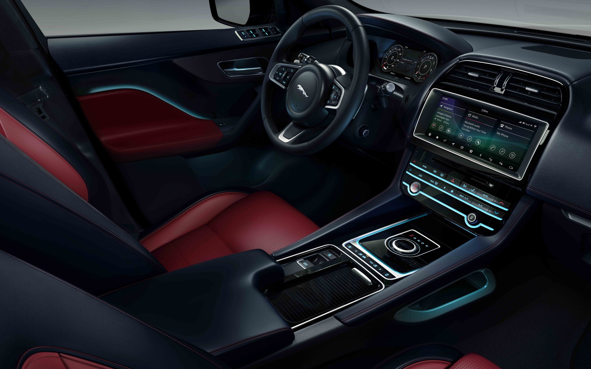 Салон автомобиля Jaguar F-Pace Chequered Flag 2019 года