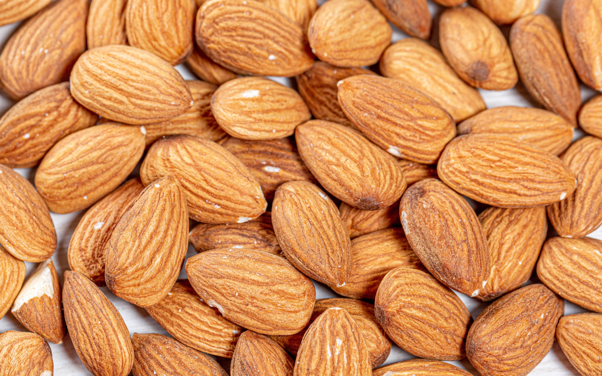 Ядра миндального ореха крупным планом