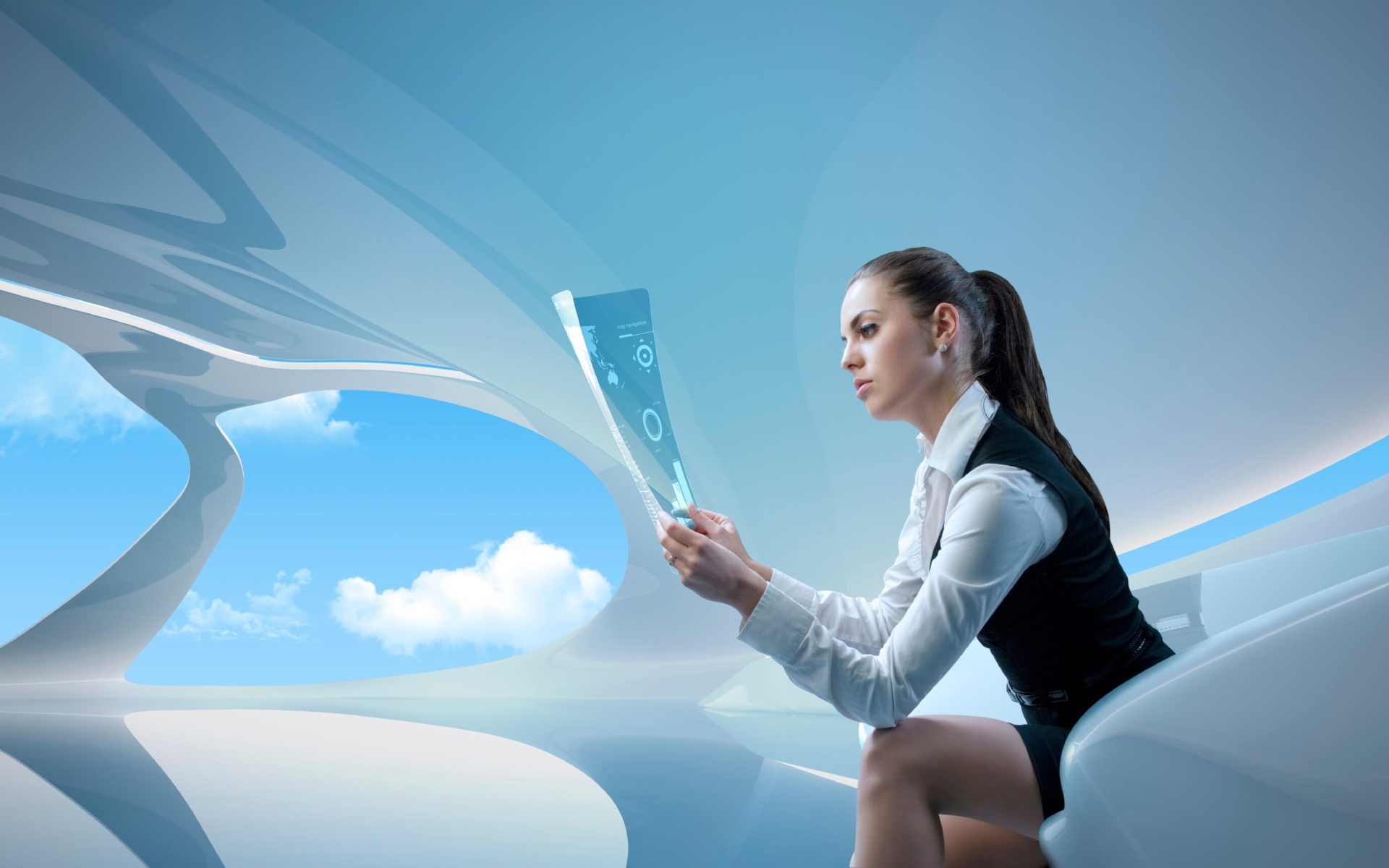 Стильная девушка с электронной газетой 