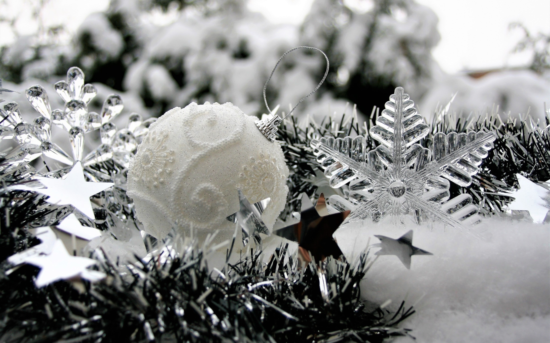 Красивые елочные украшение на Новый год 2020