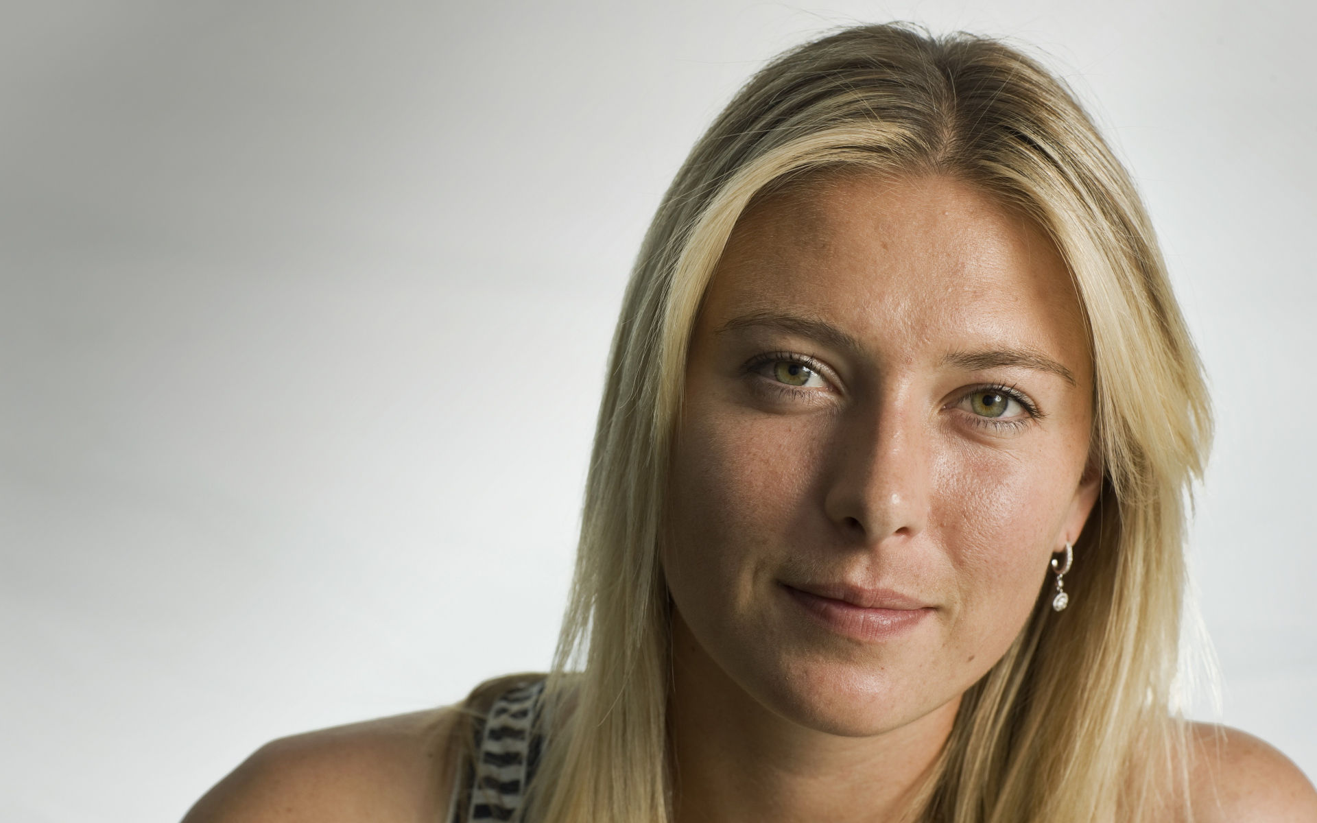 Российская теннисистка Мария Шарапова лицо крупным планом