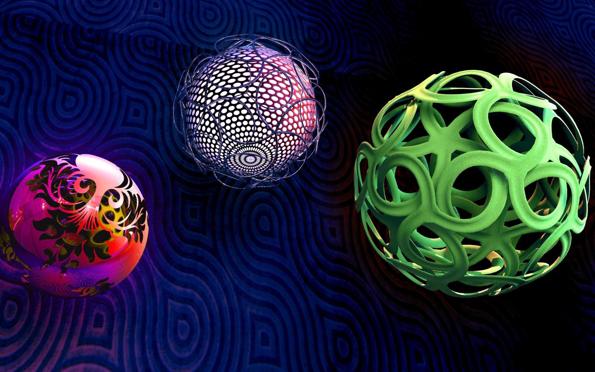 Необычные фигурные шары на синем фоне