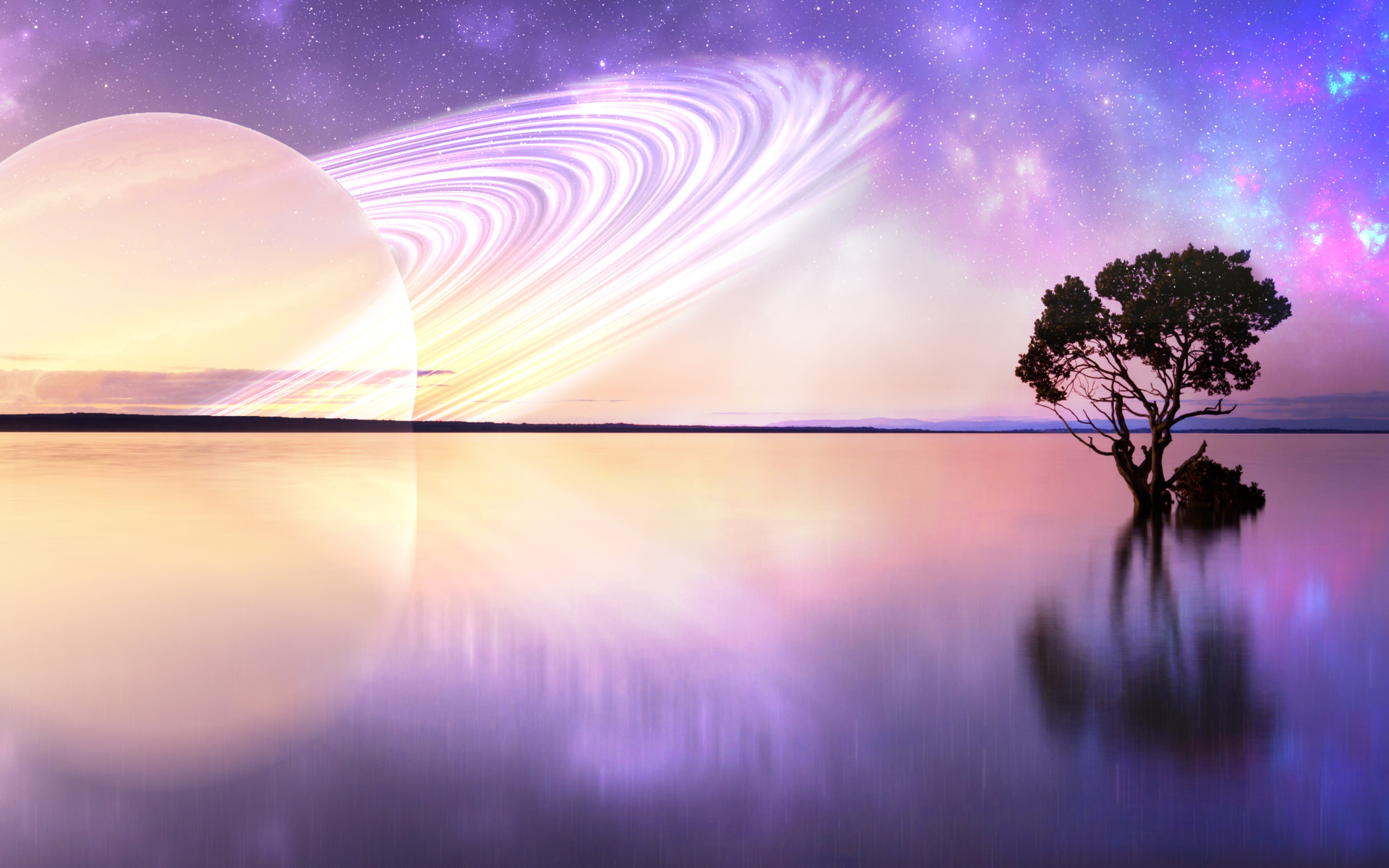 Большая планета Сатурн в небе над озером