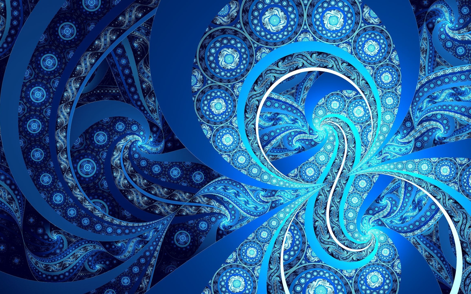 Необычные голубые узоры фрактального рисунка