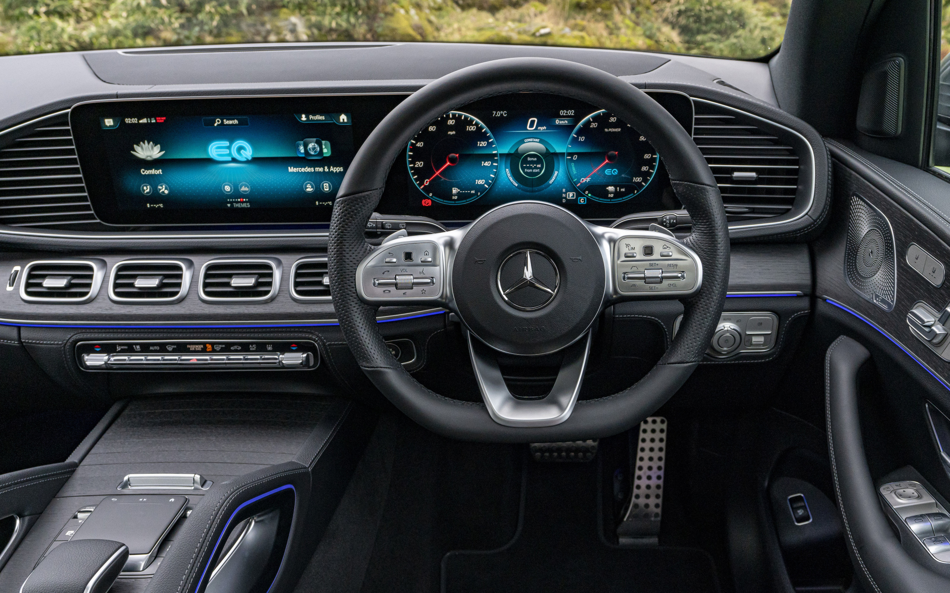 Дорогой салон автомобиля Mercedes-Benz GLE 350 De 4MATIC AMG Line