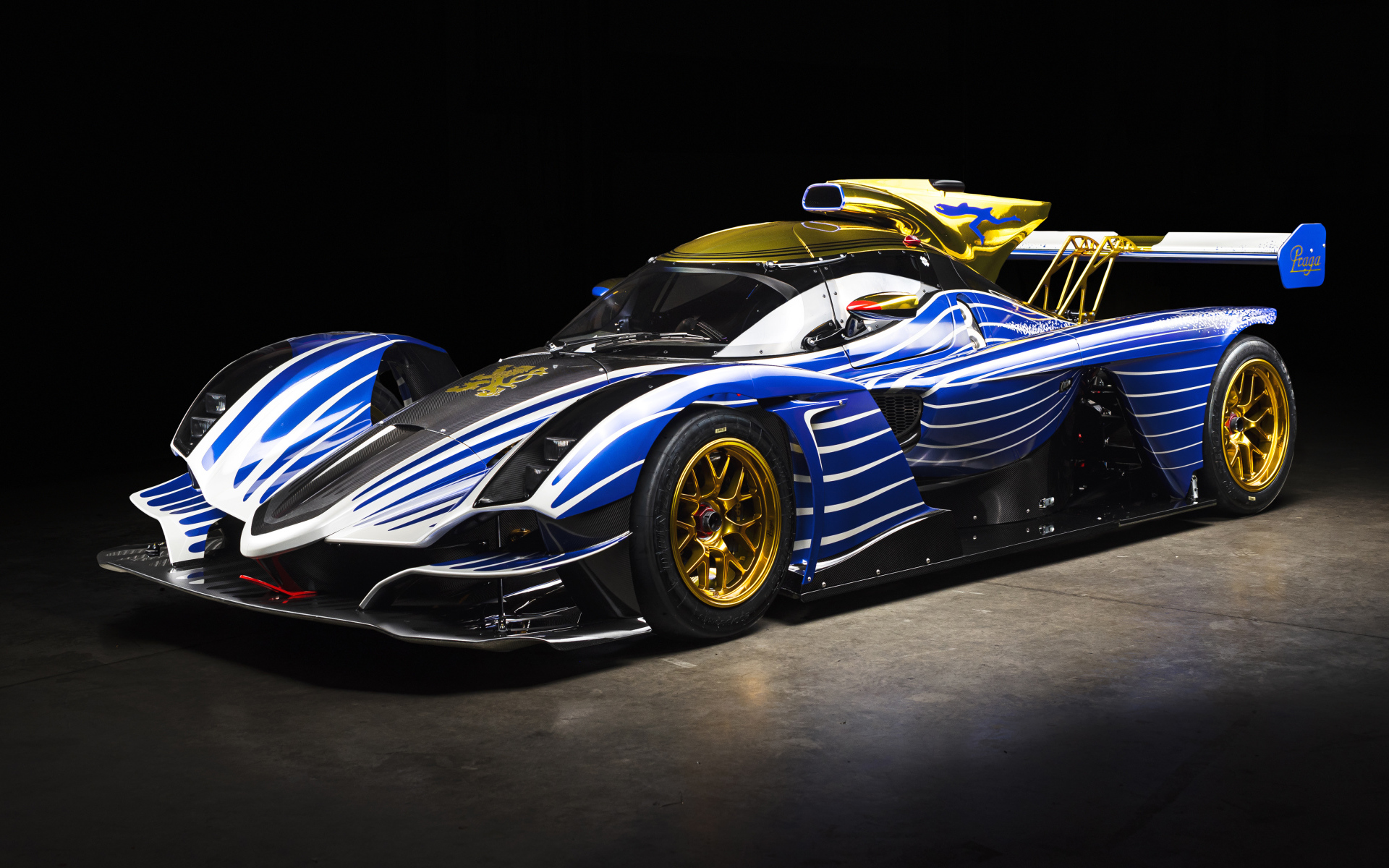 Гоночный автомобиль Praga R1 By Frank Stephenson 2021 года