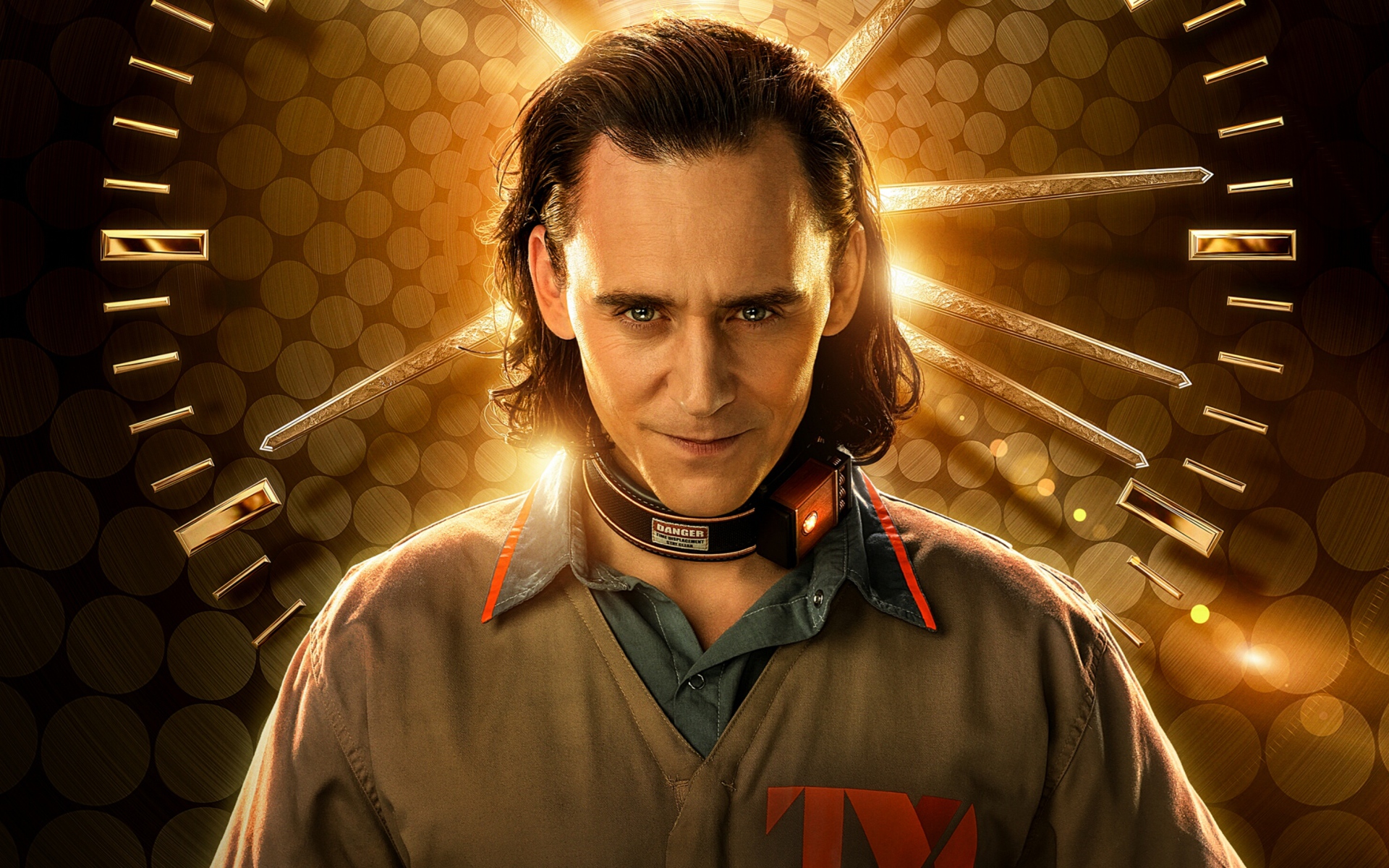 Актер Том Хиддлстон в роли Локи