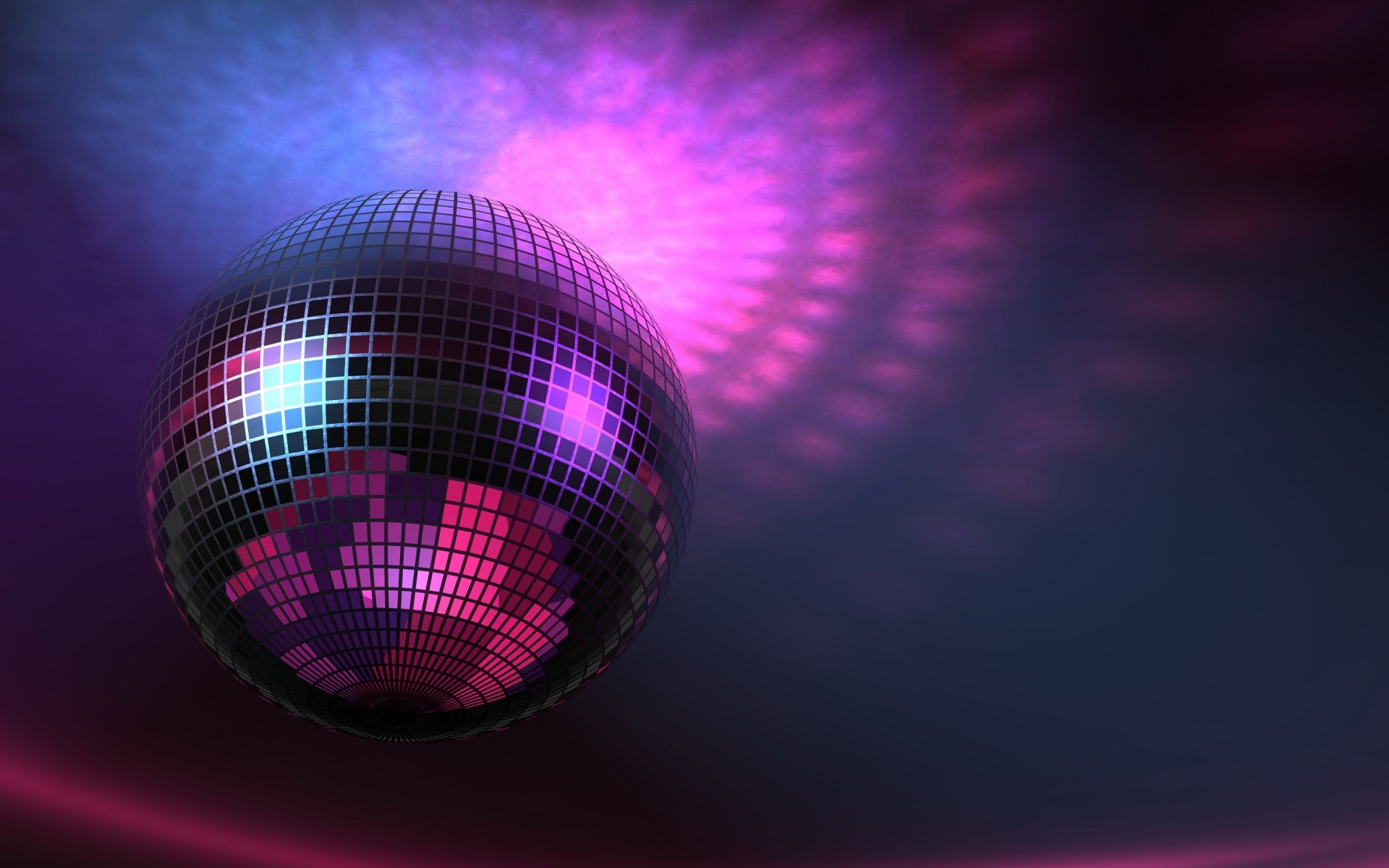 Яркий диско шар на фиолетовом фоне