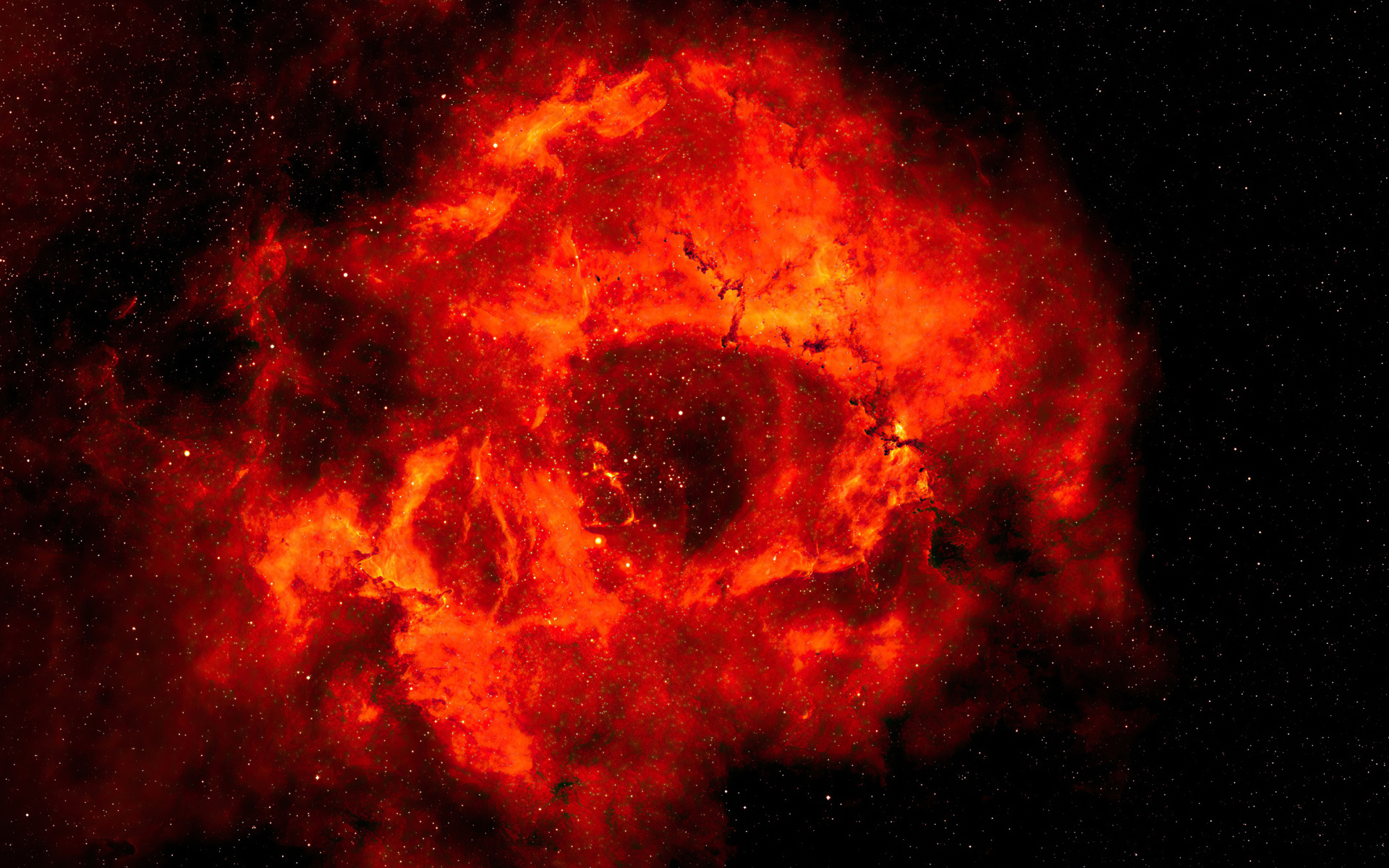 Красная туманность в космосе на черном фоне