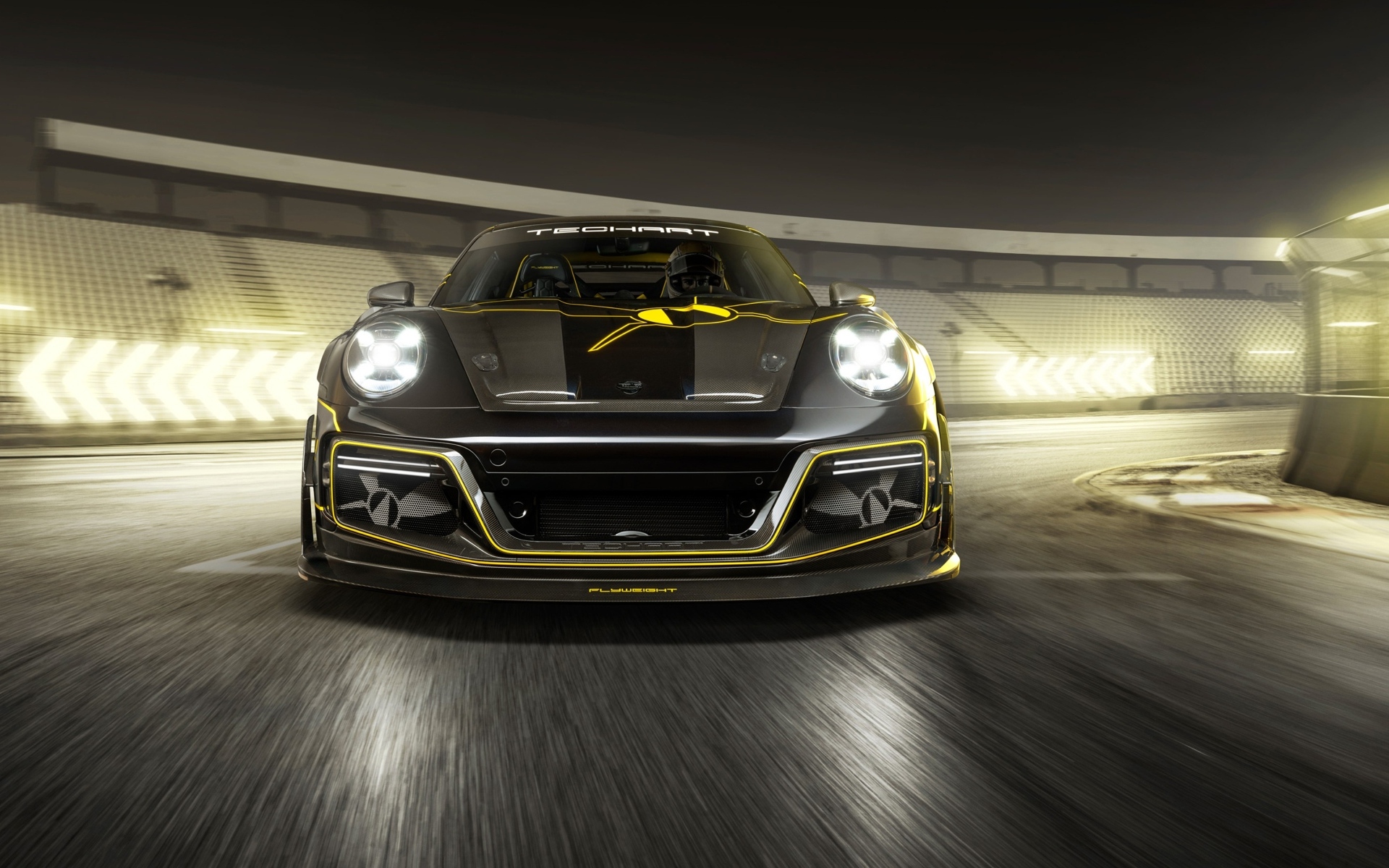 Быстрый автомобиль TechArt GTstreet R Flyweight 2023 года на трассе