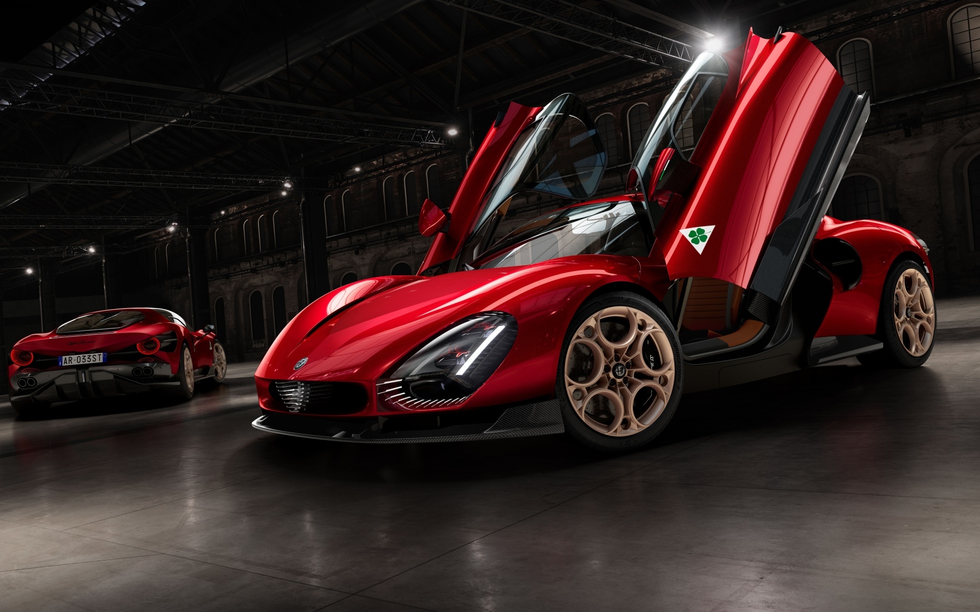 Красный автомобиль Alfa Romeo 33 Stradale 2024 года с открытыми дверями