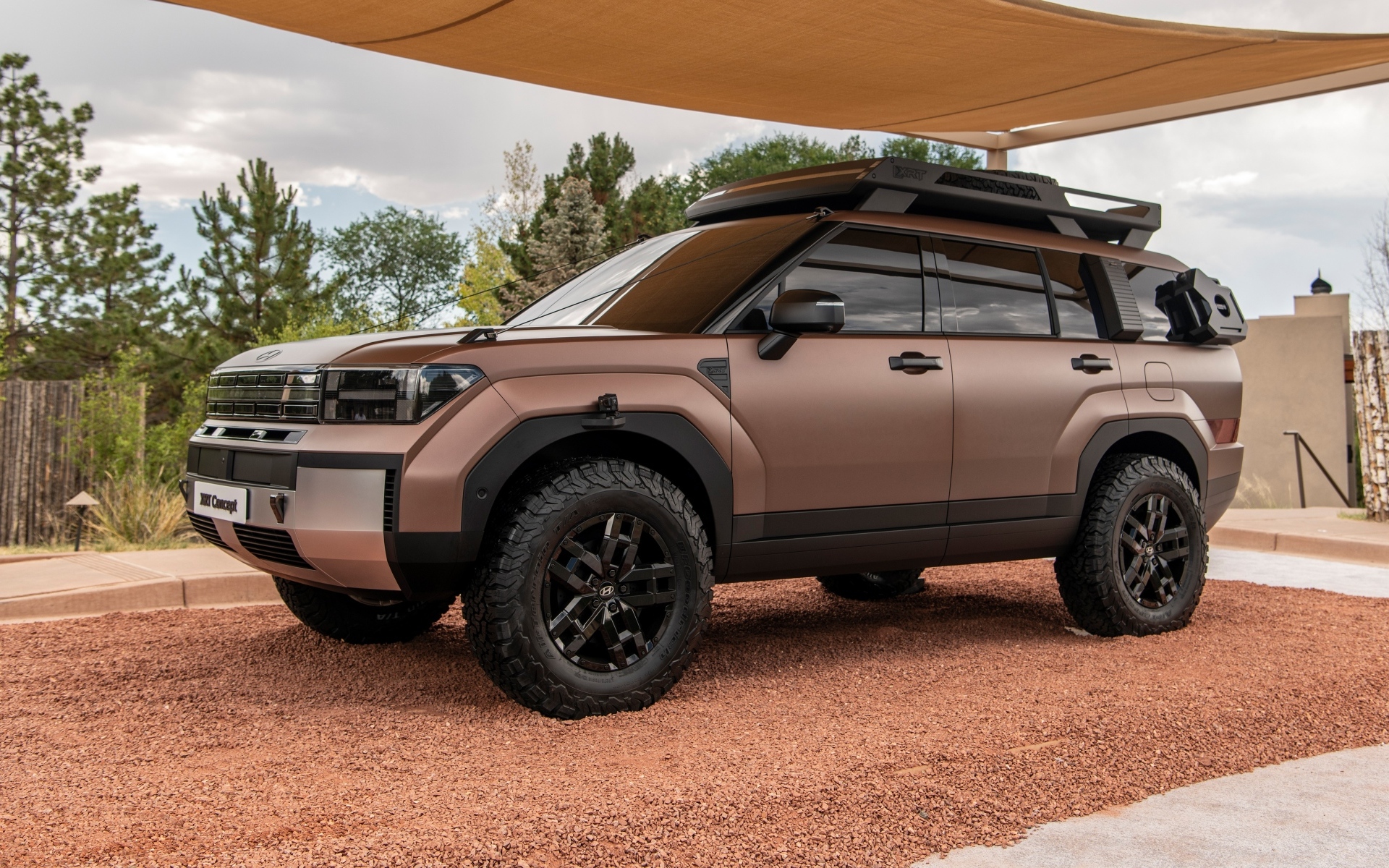 Большой внедорожник Hyundai Santa Fe XRT Concept