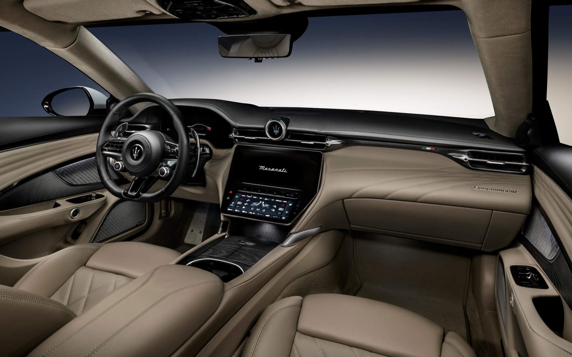 Кожаный салон автомобиля Maserati GranTurismo Modena 2023 года