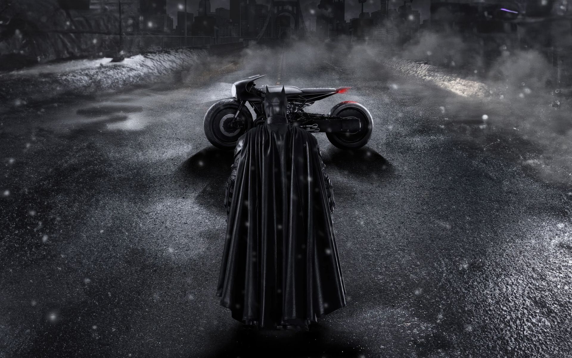 Бэтмен в черном плаще с мотоциклом