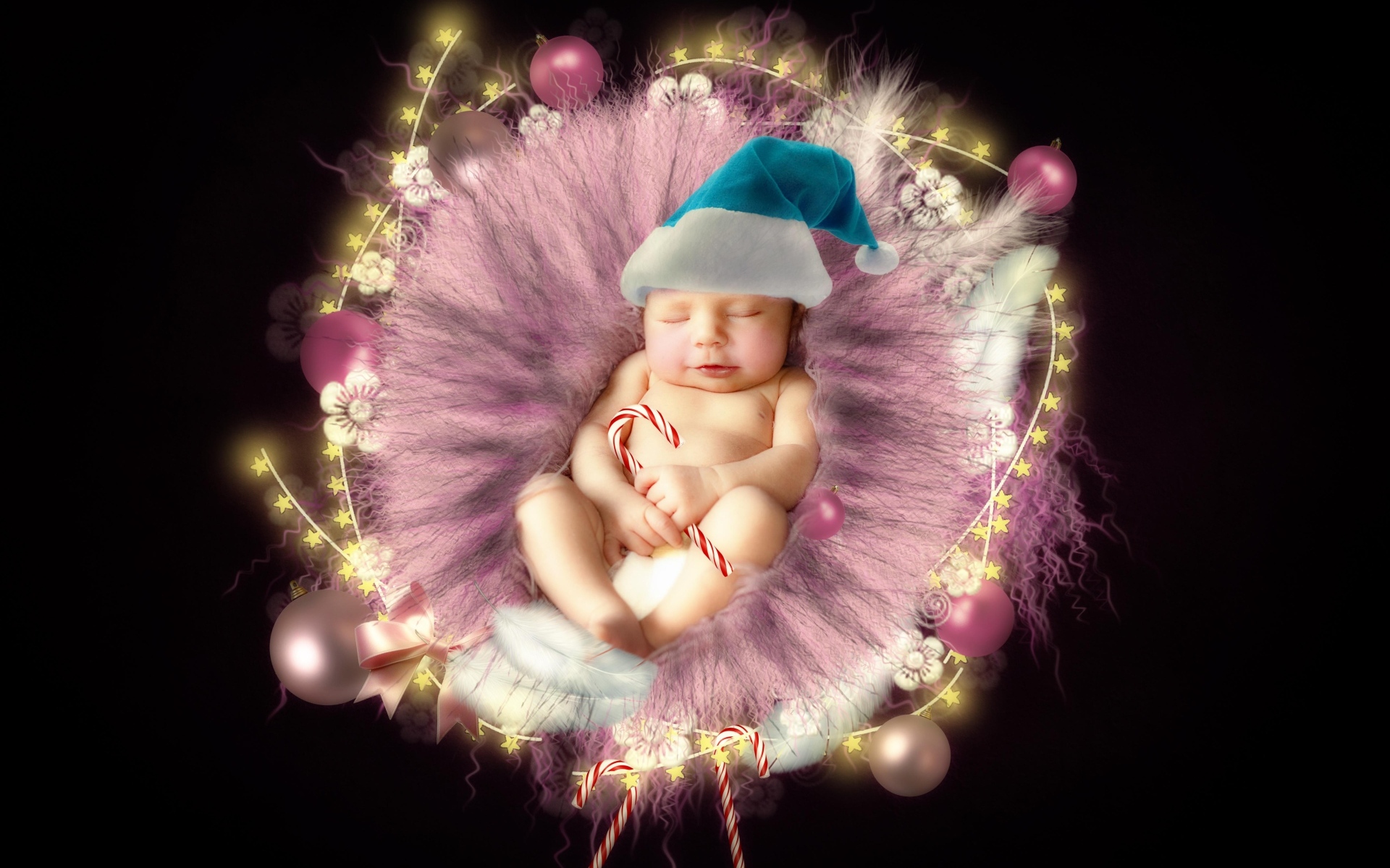 Красивый новорожденный ребенок в колыбели на черном фоне