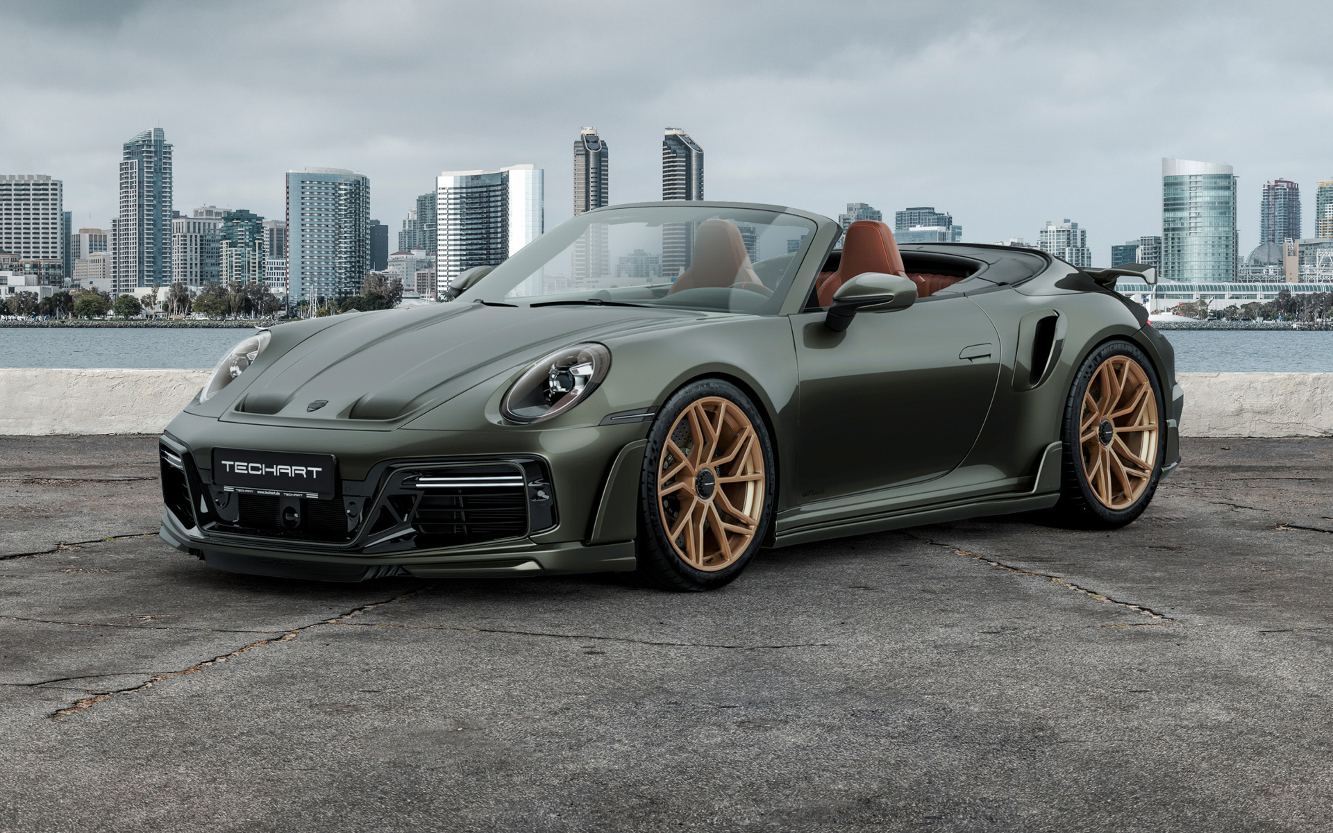 Вид спереди на автомобиль TechArt GTsport Cabrio 2024 года