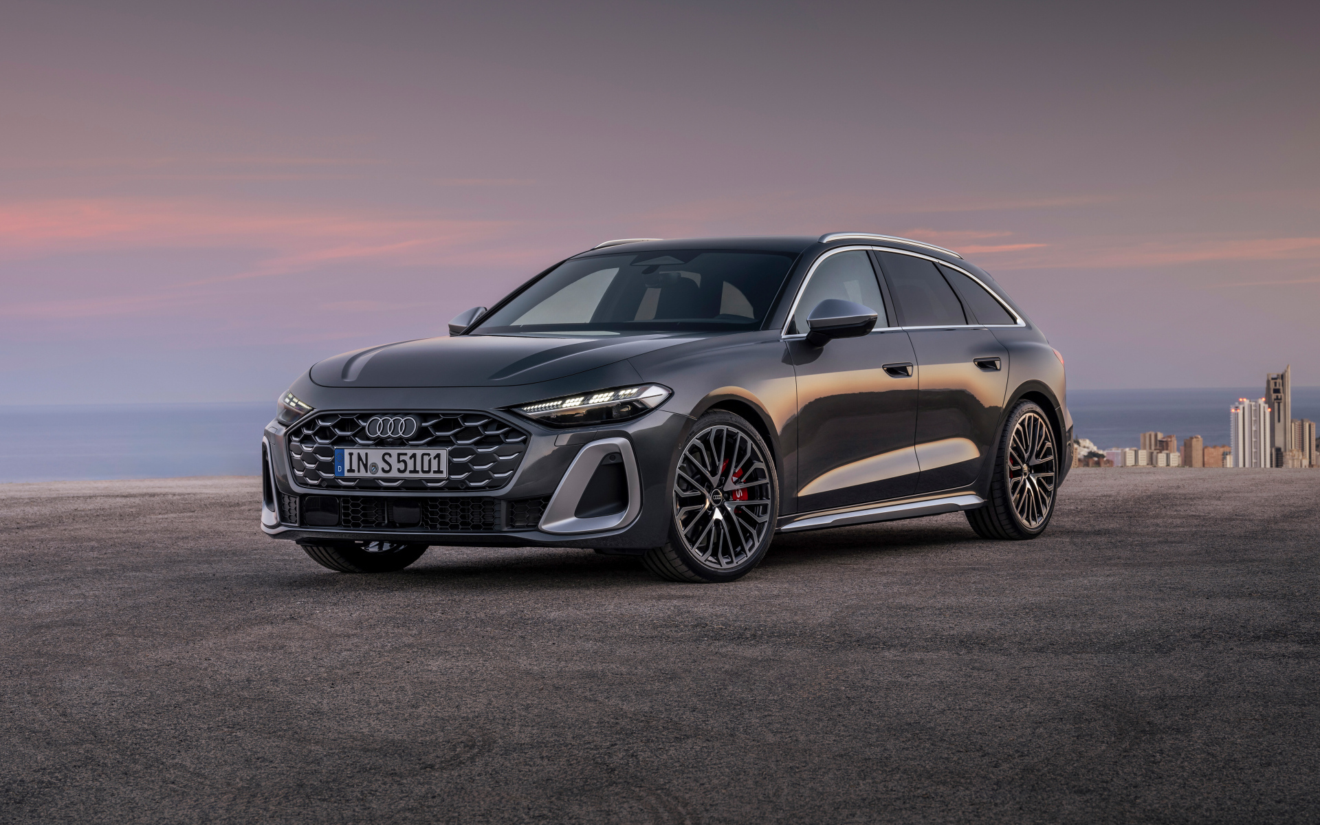 Новый автомобиль Audi S5 Avant TFSI quattro 2024 года