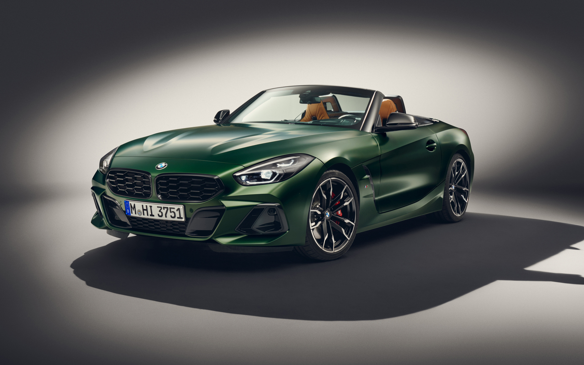 Кабриолет BMW Z4 M40i MT Pure Impulse Edition 2024 года вид спереди