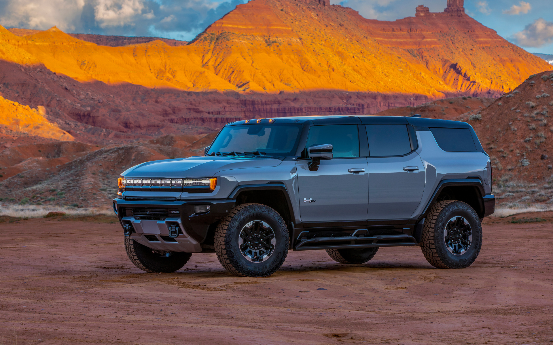 Внедорожник GMC Hummer EV 2024 года