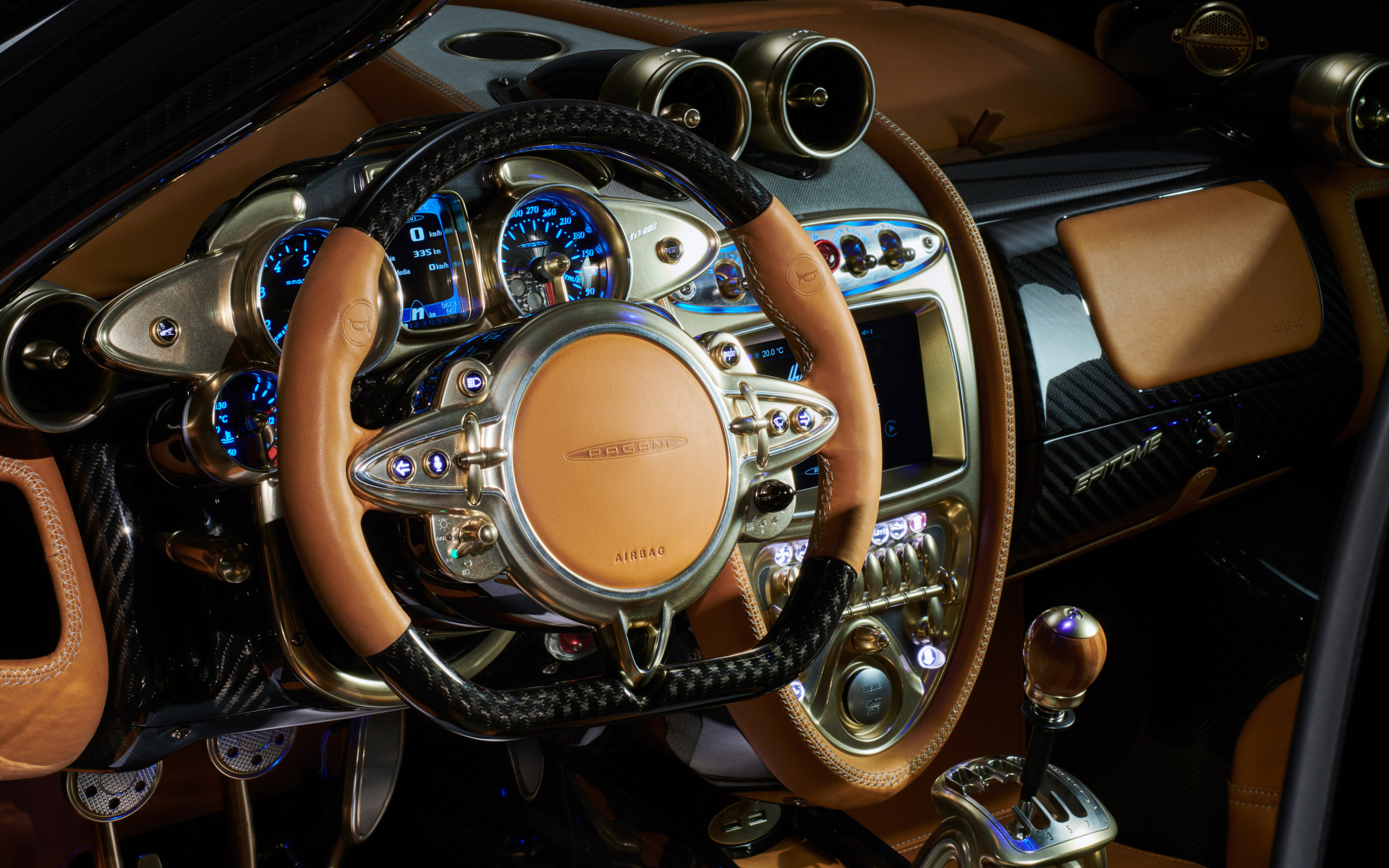 Кожаный салон автомобиля Pagani Huayra Epitome 2024 года