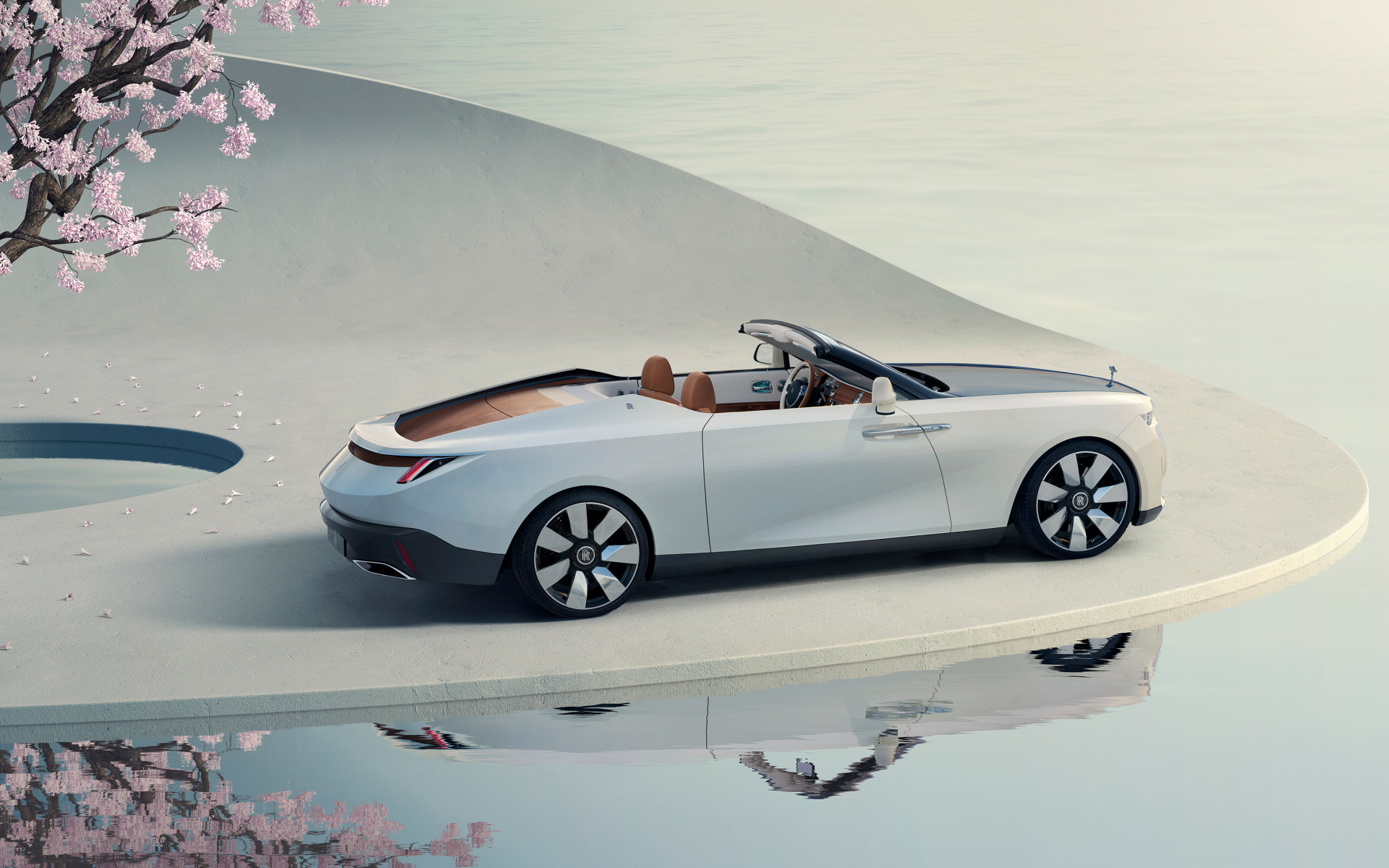 Вид сбоку на автомобиль Rolls-Royce Arcadia Droptail