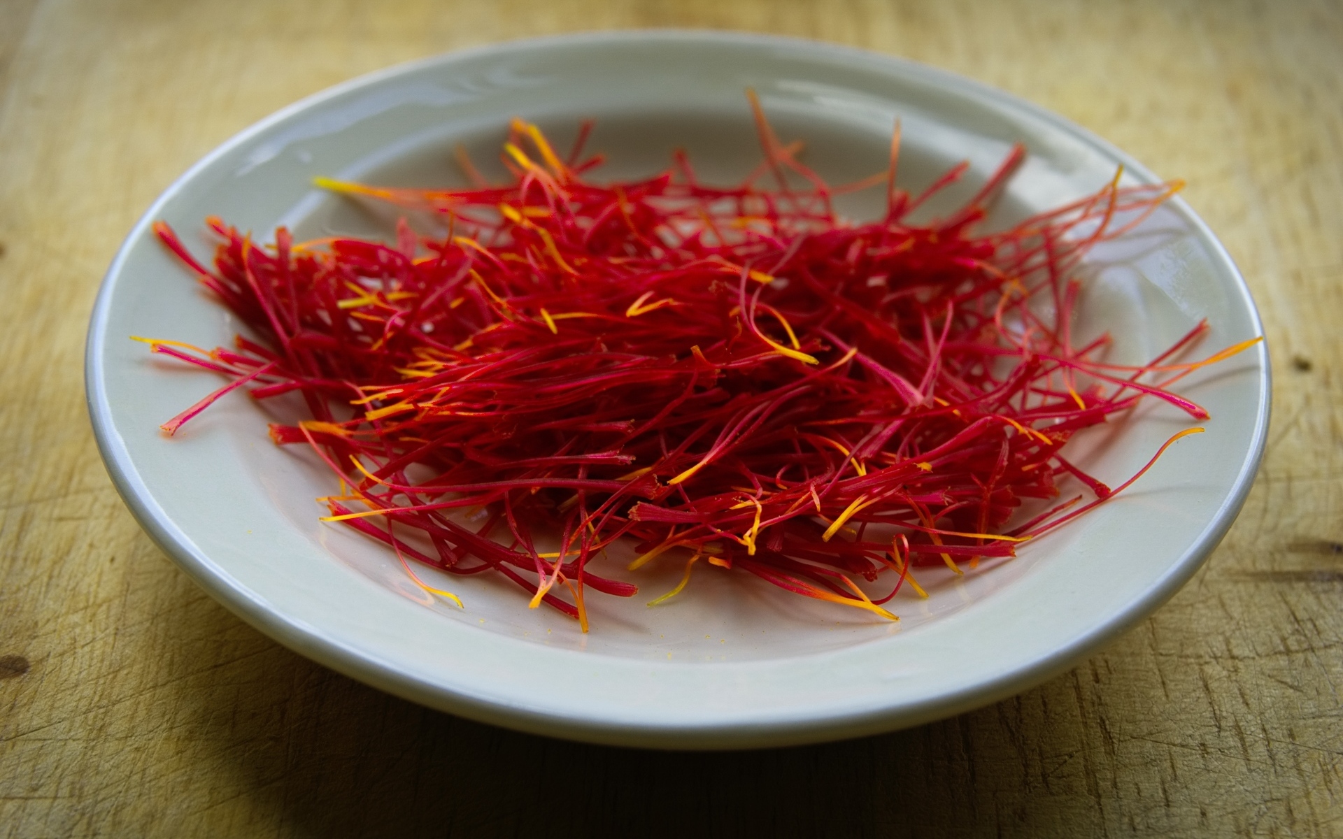 Пряная дорогая специя шафран