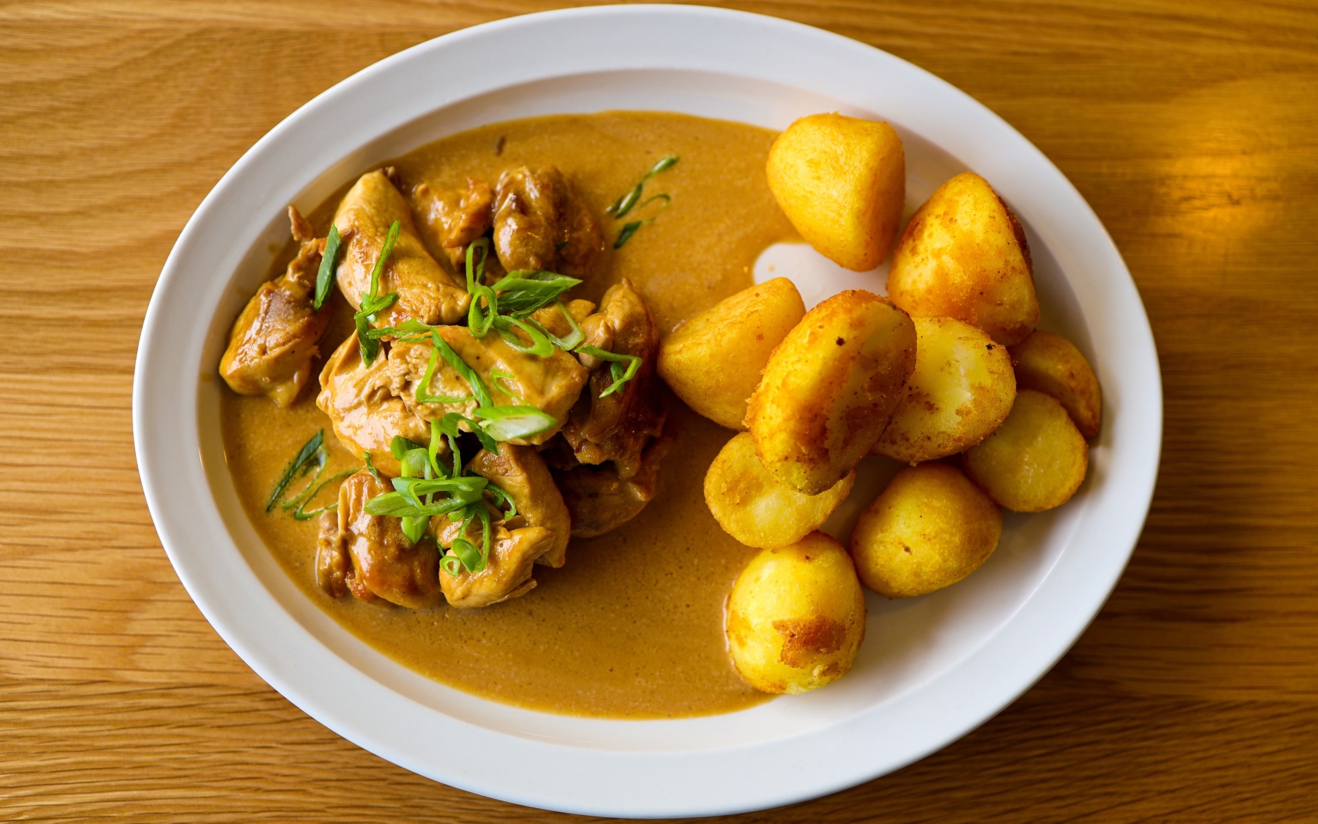 Курица терияки с картофелем в соусе