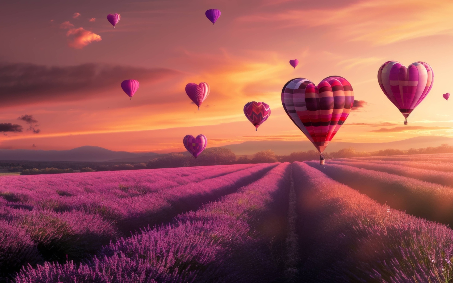 Воздушные шары в форме сердца над лавандовым полем
