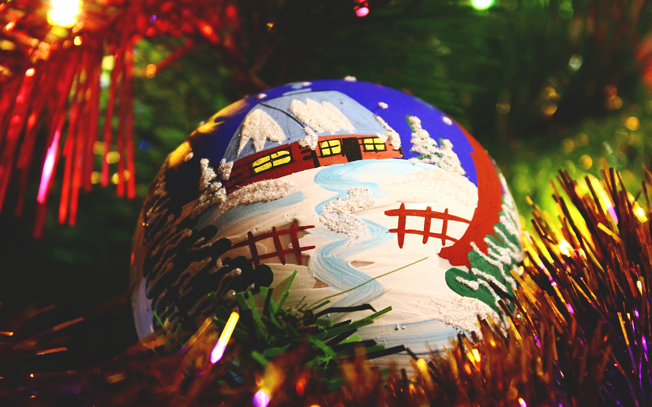 Разрисованный шар