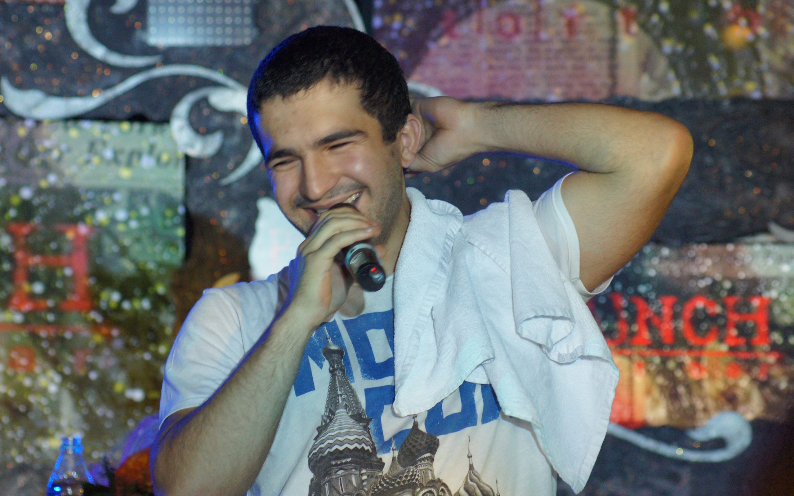 Группа Bahh Tee на концерте