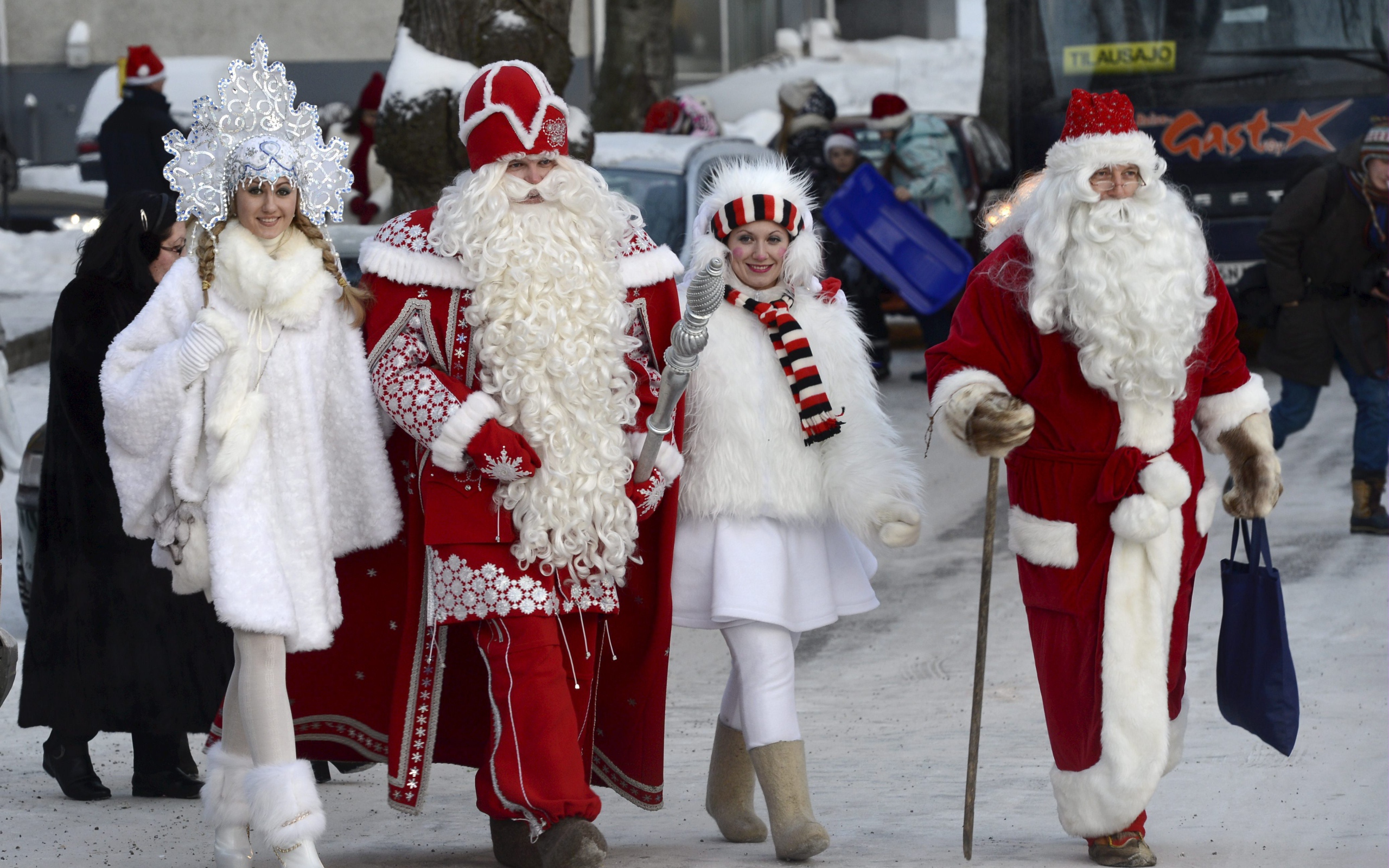 Дед мороз снегурочка и дети