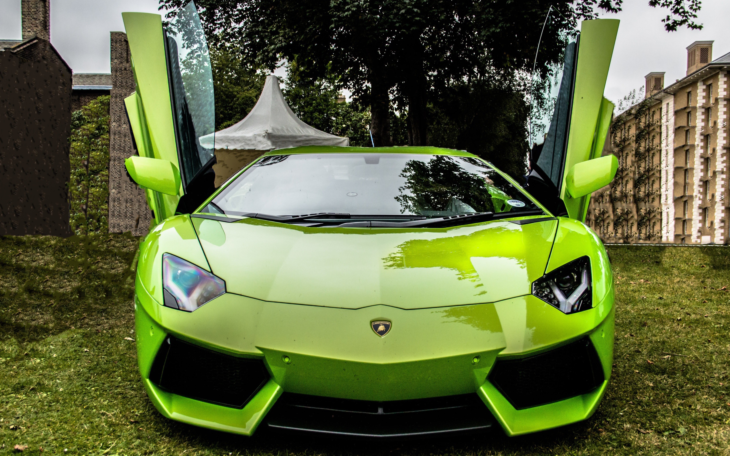Зеленый Ламборджини