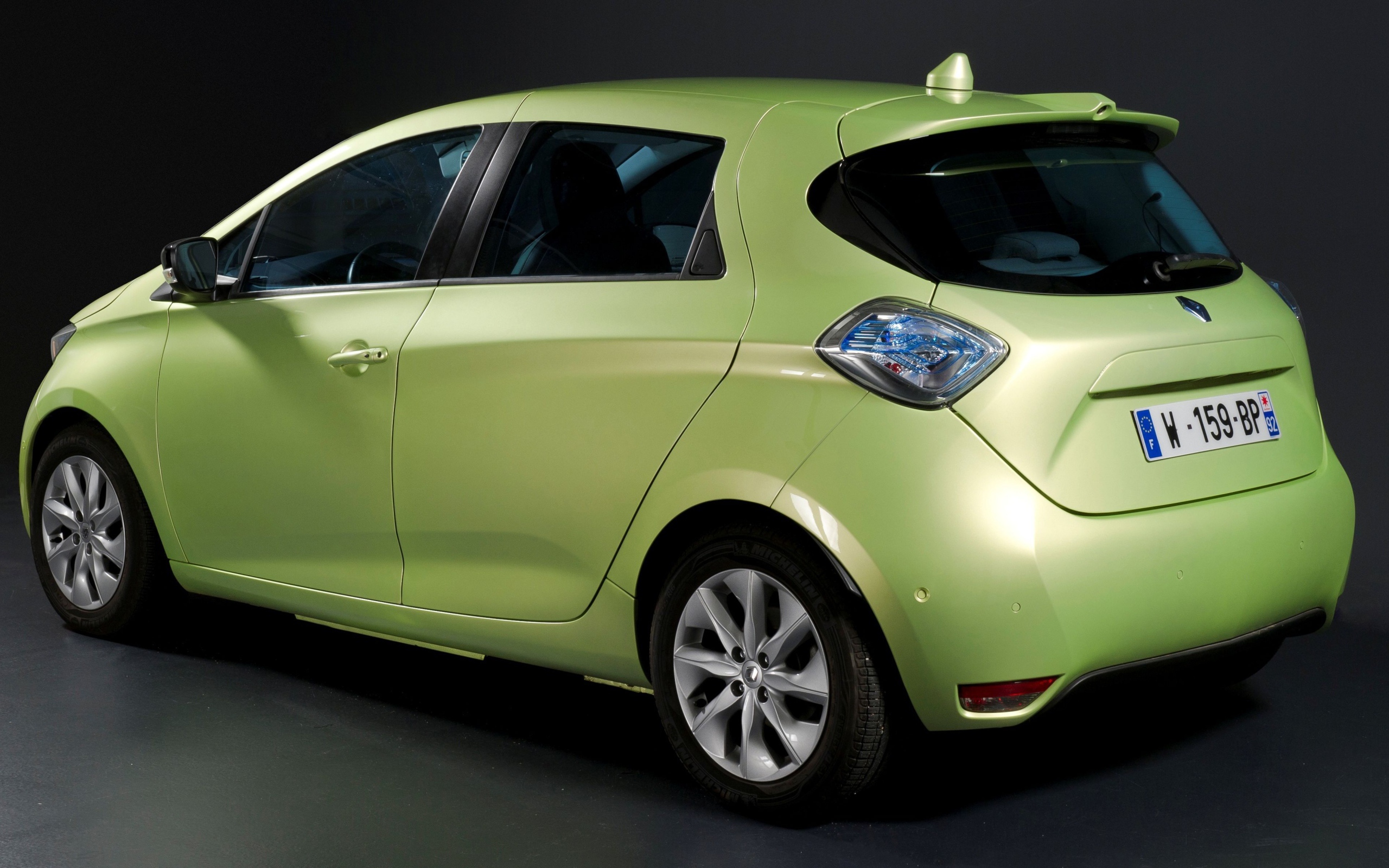 Автомобиль марки Renault Next Two 2014