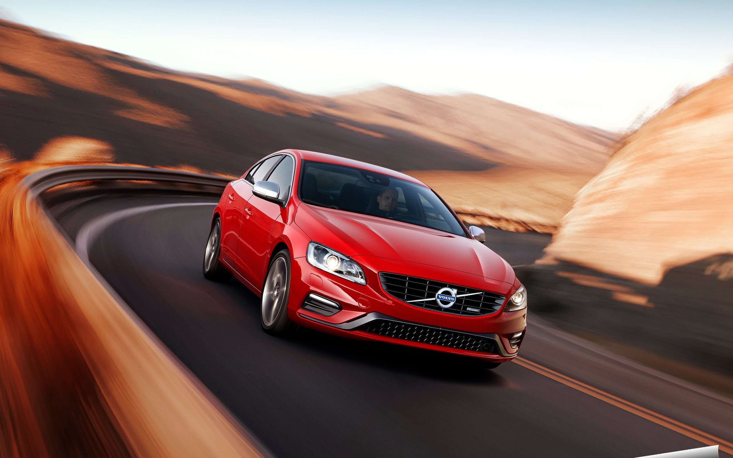 Новая машина Volvo s60