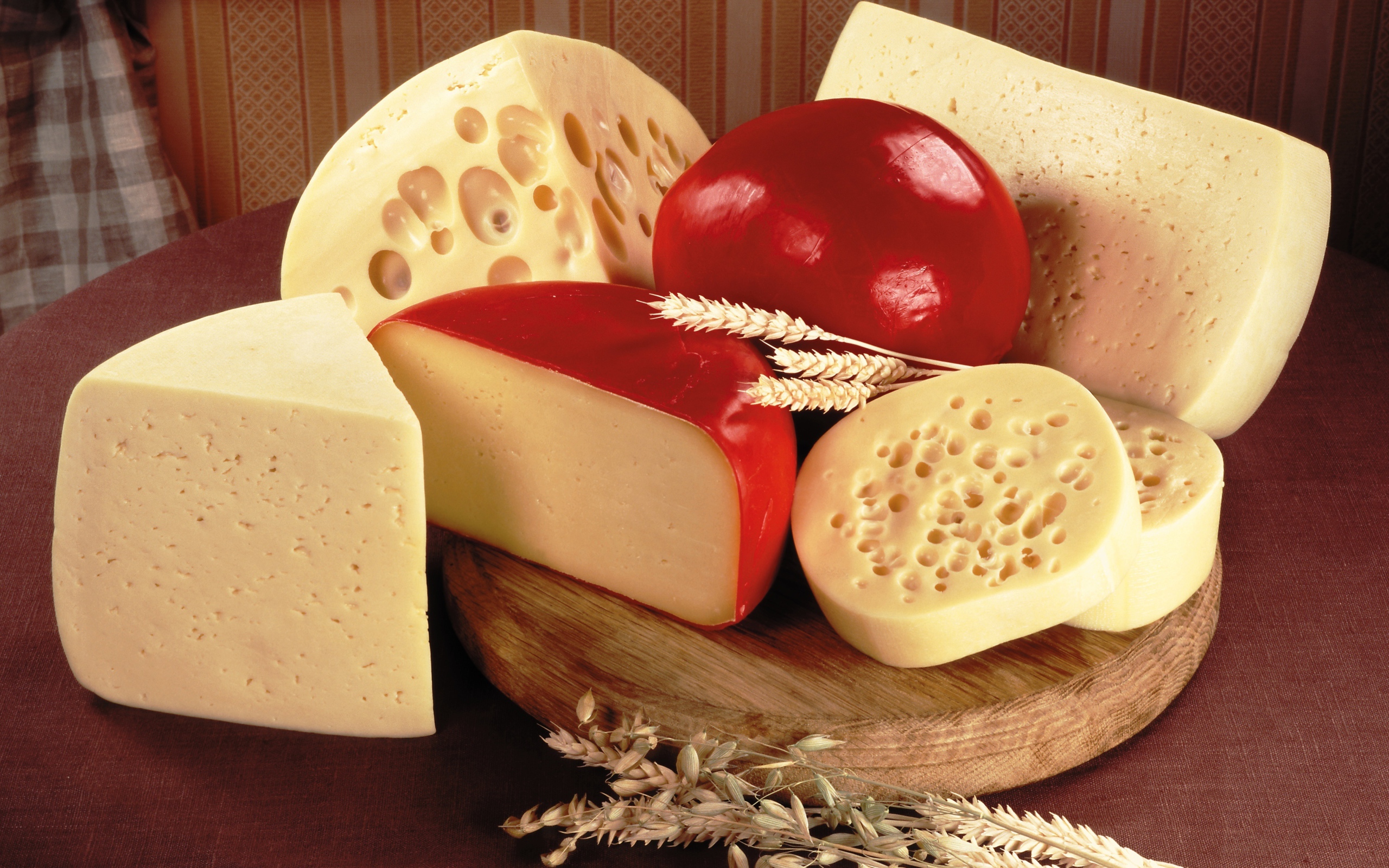 Разные сорта сыра
