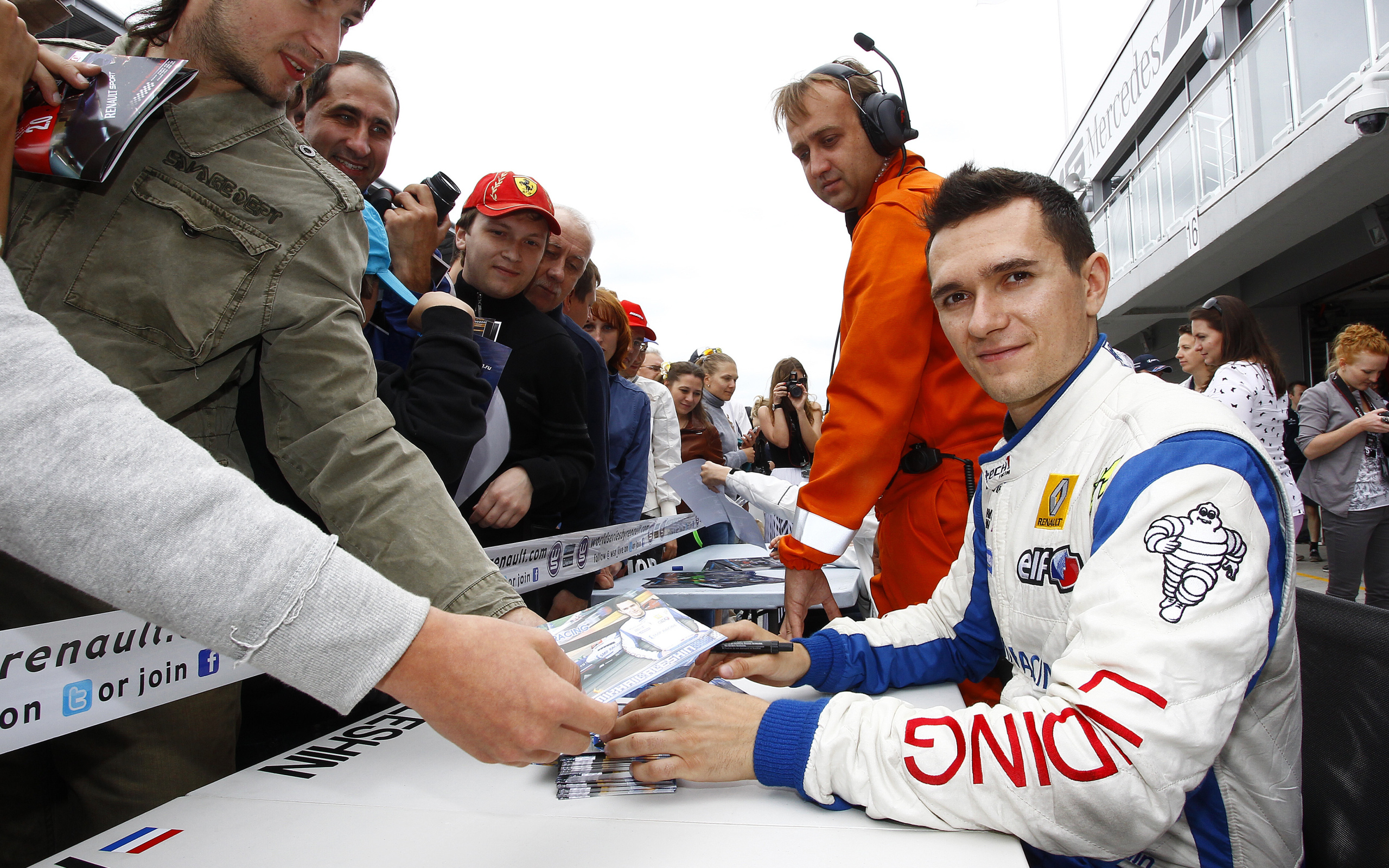 Известный Михаил Алешин