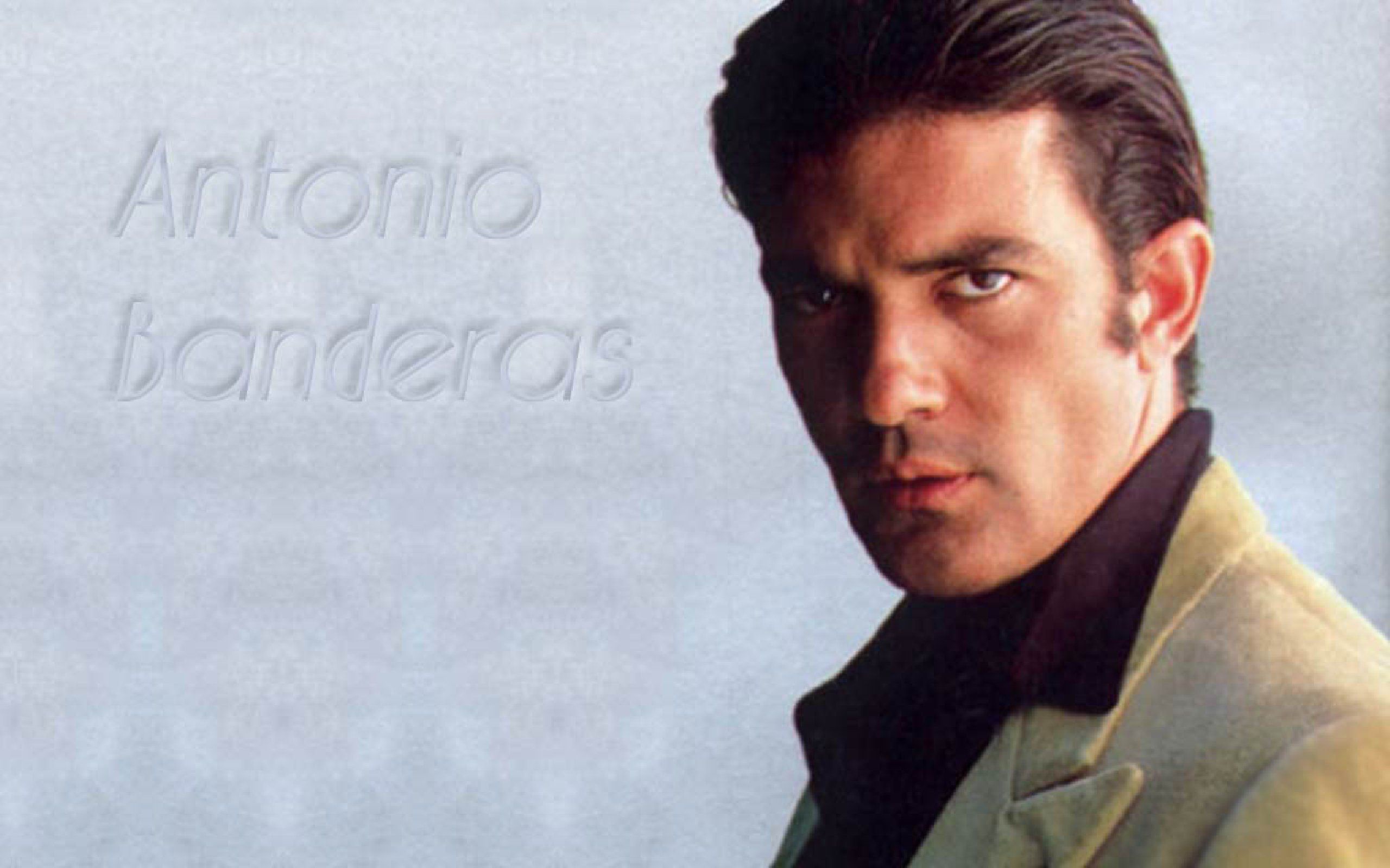 Популярный Антонио Бандерас