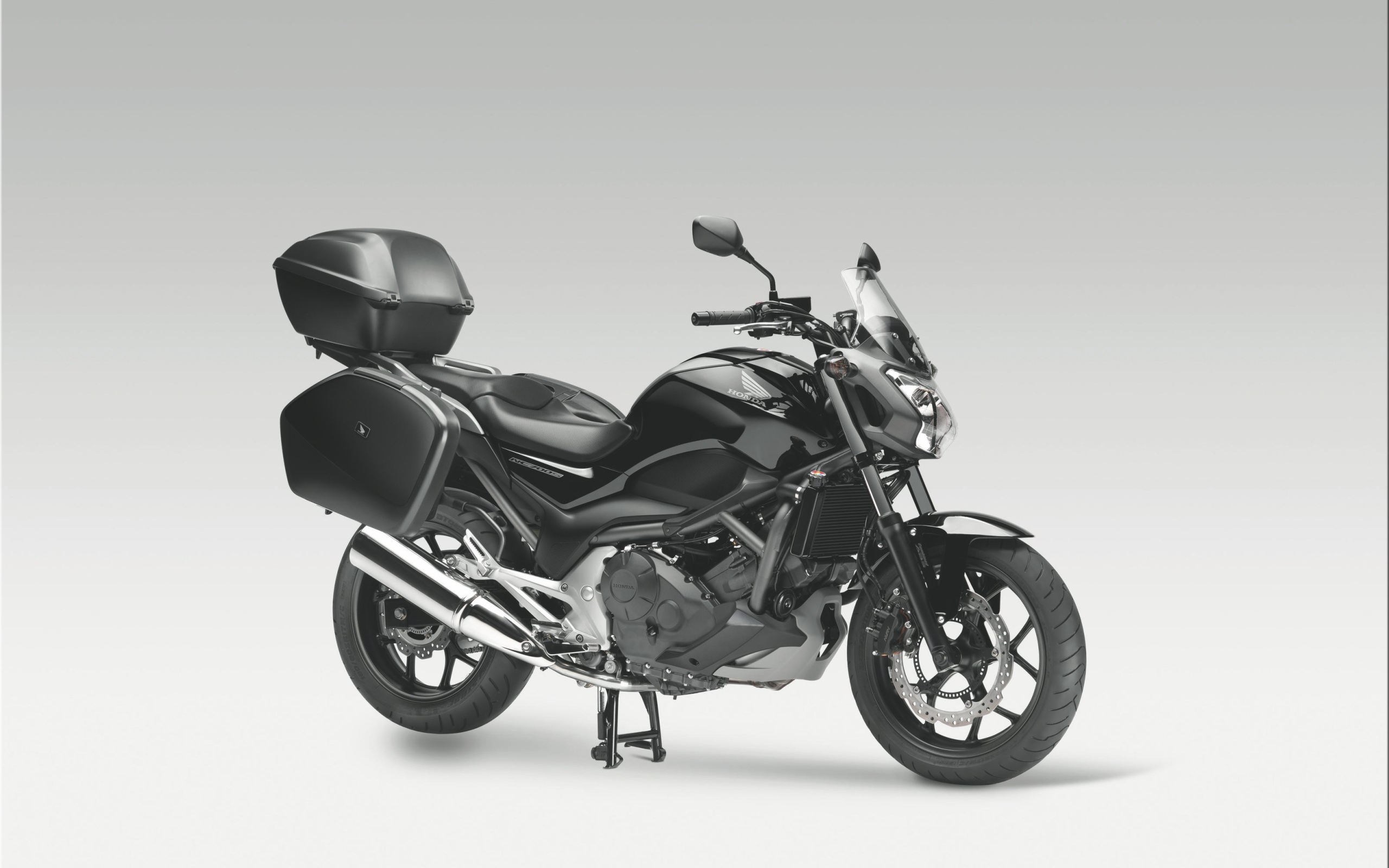 Надежный мотоцикл Honda NC 700 X