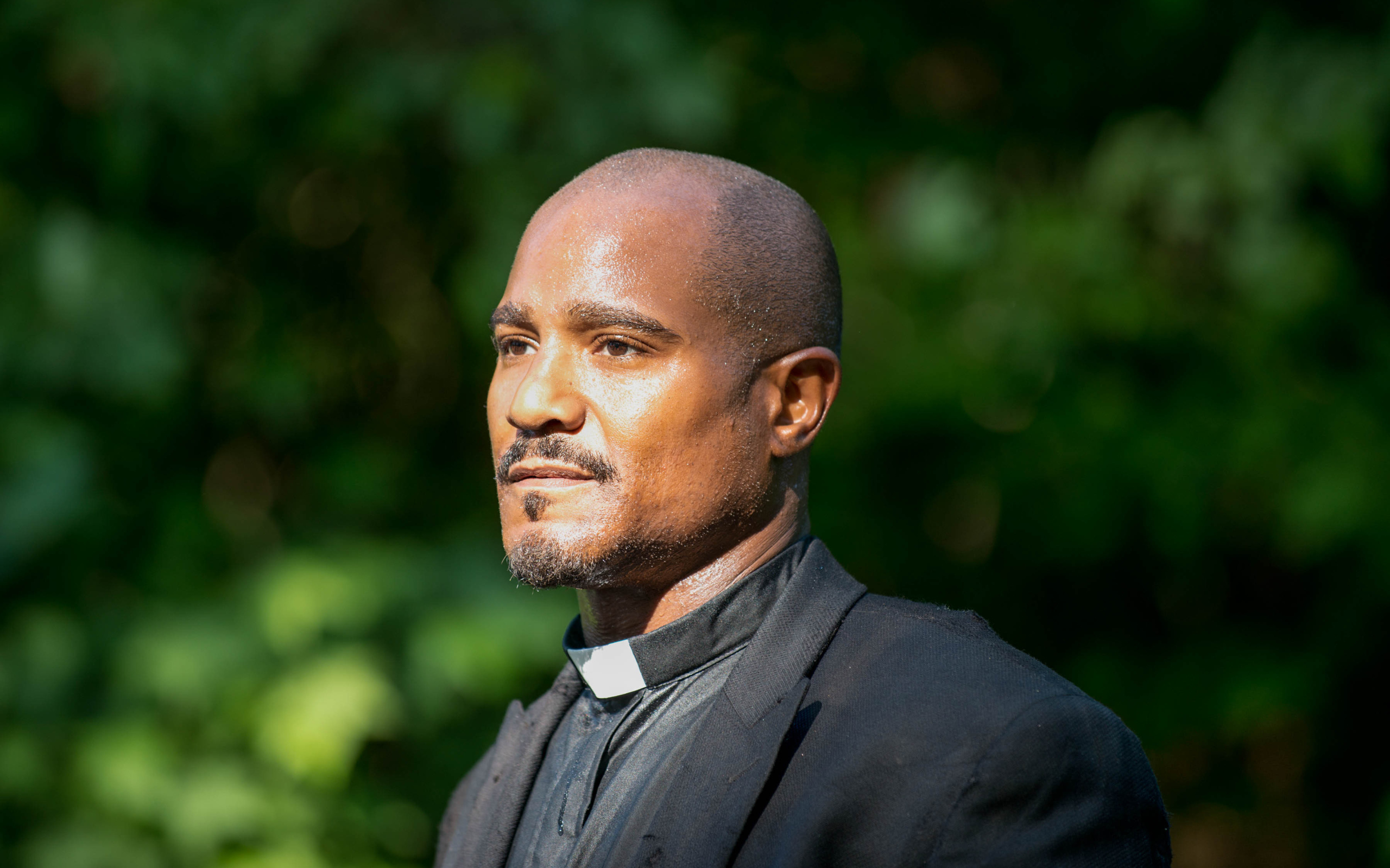 Священник из Ходячих мертвецов