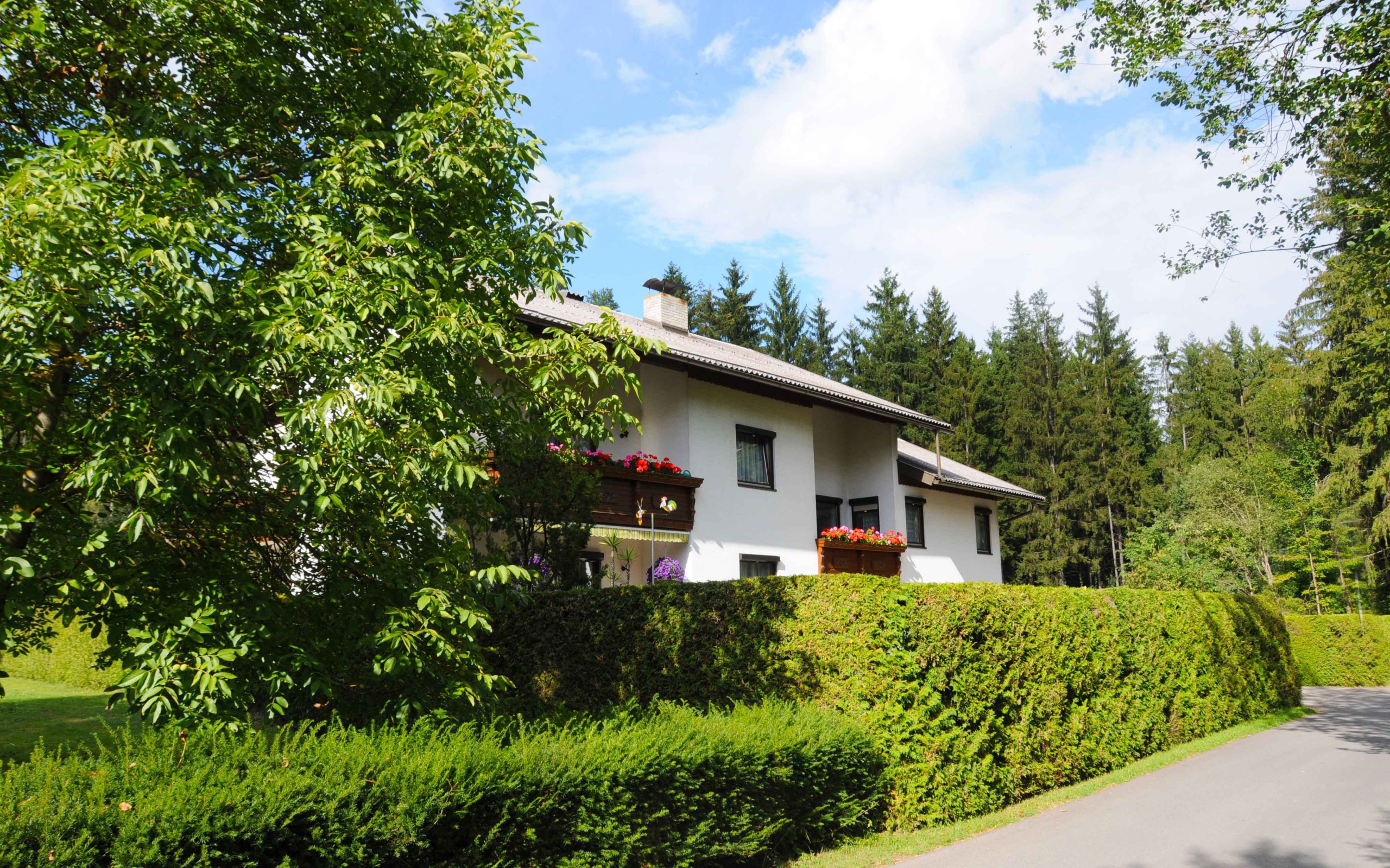 Вилла у озера Клопайнер Зее, Австрия