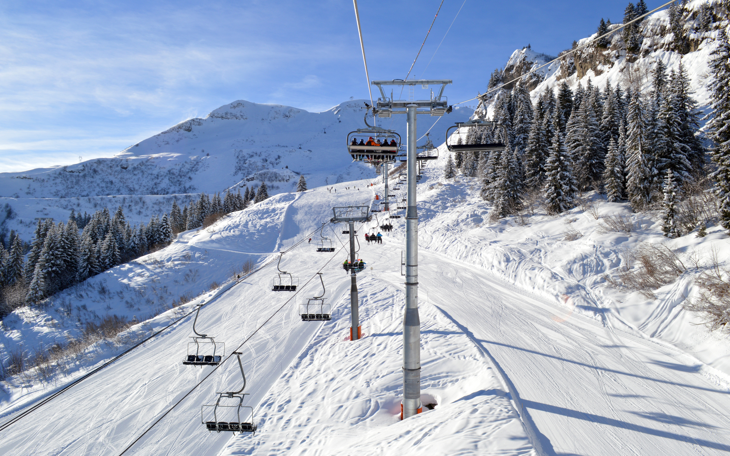 Подъемник на горнолыжном курорте Самоен, Франция